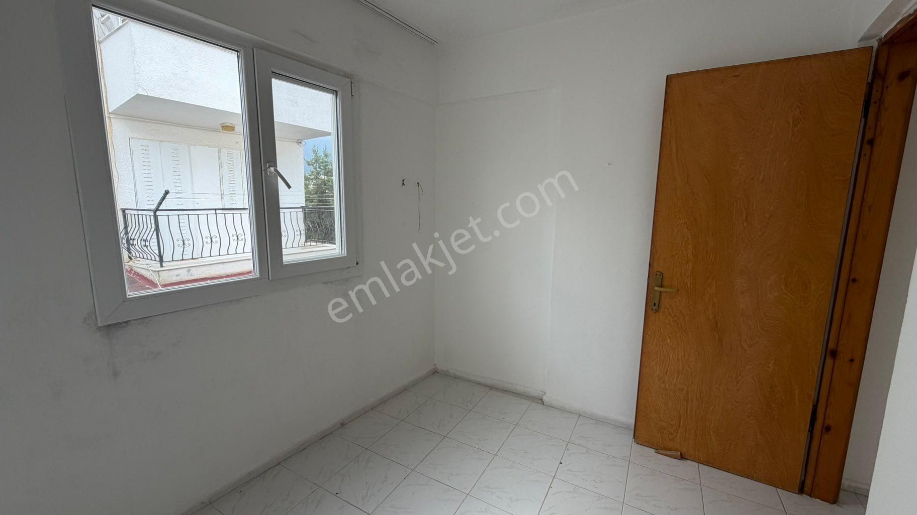 Aydın Kuşadası Güzelçamlıda Denize 350 Metre 4+1 Bahçeli Villa - Görsel 15