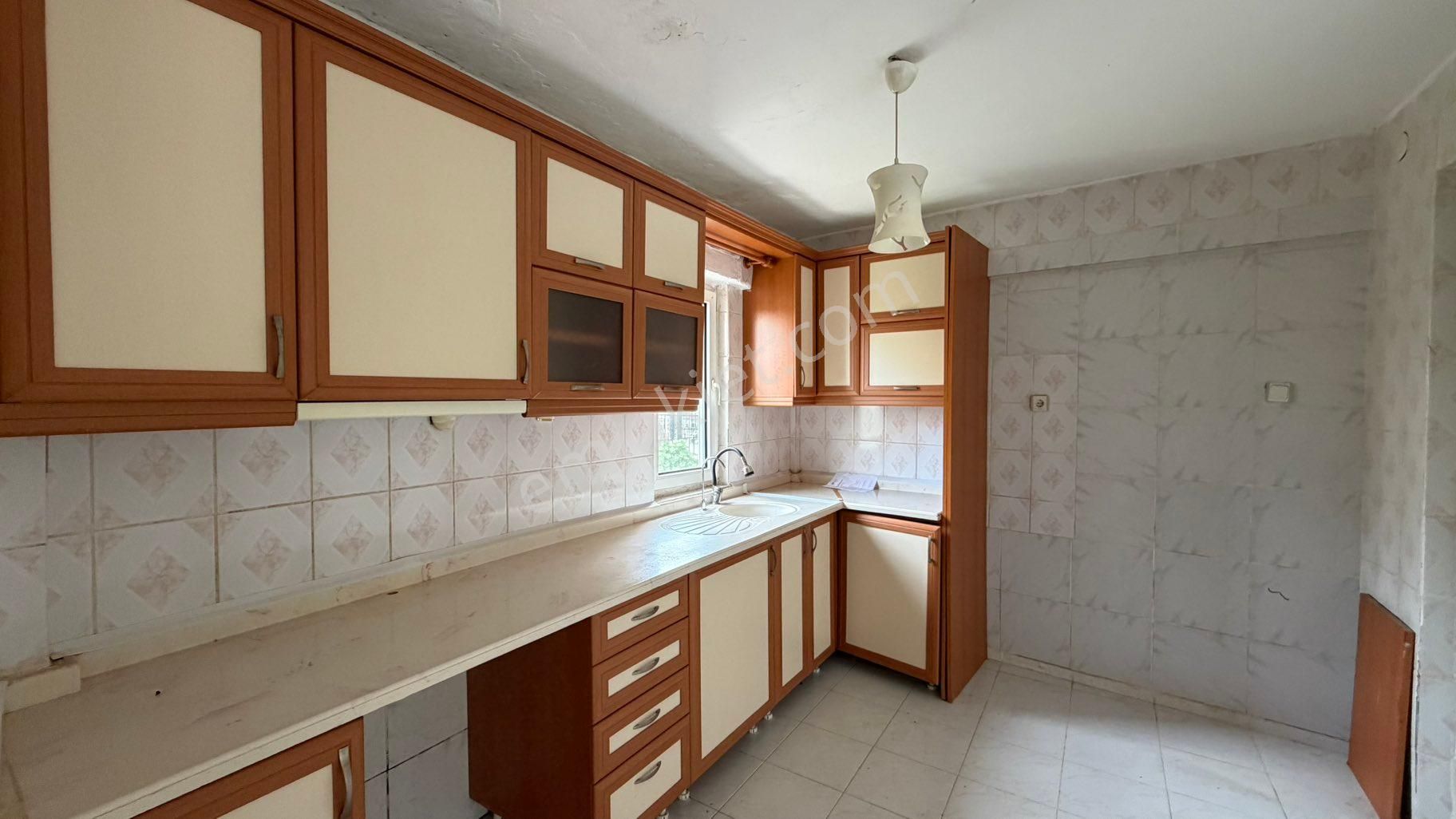 Aydın Kuşadası Güzelçamlıda Denize 350 Metre 4+1 Bahçeli Villa - Görsel 37