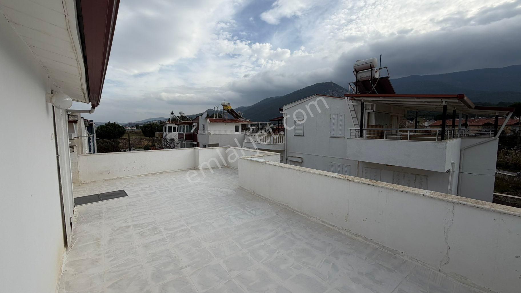 Aydın Kuşadası Güzelçamlıda Denize 350 Metre 4+1 Bahçeli Villa - Görsel 3