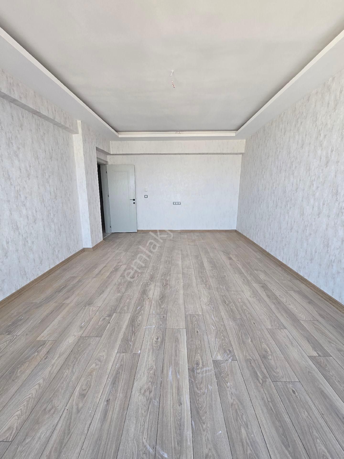 Meram Ahmet Özcan Caddesi Üzeri Site İçi Lüx Son Kat 3+1 Dairemiz Satılık - Görsel 8