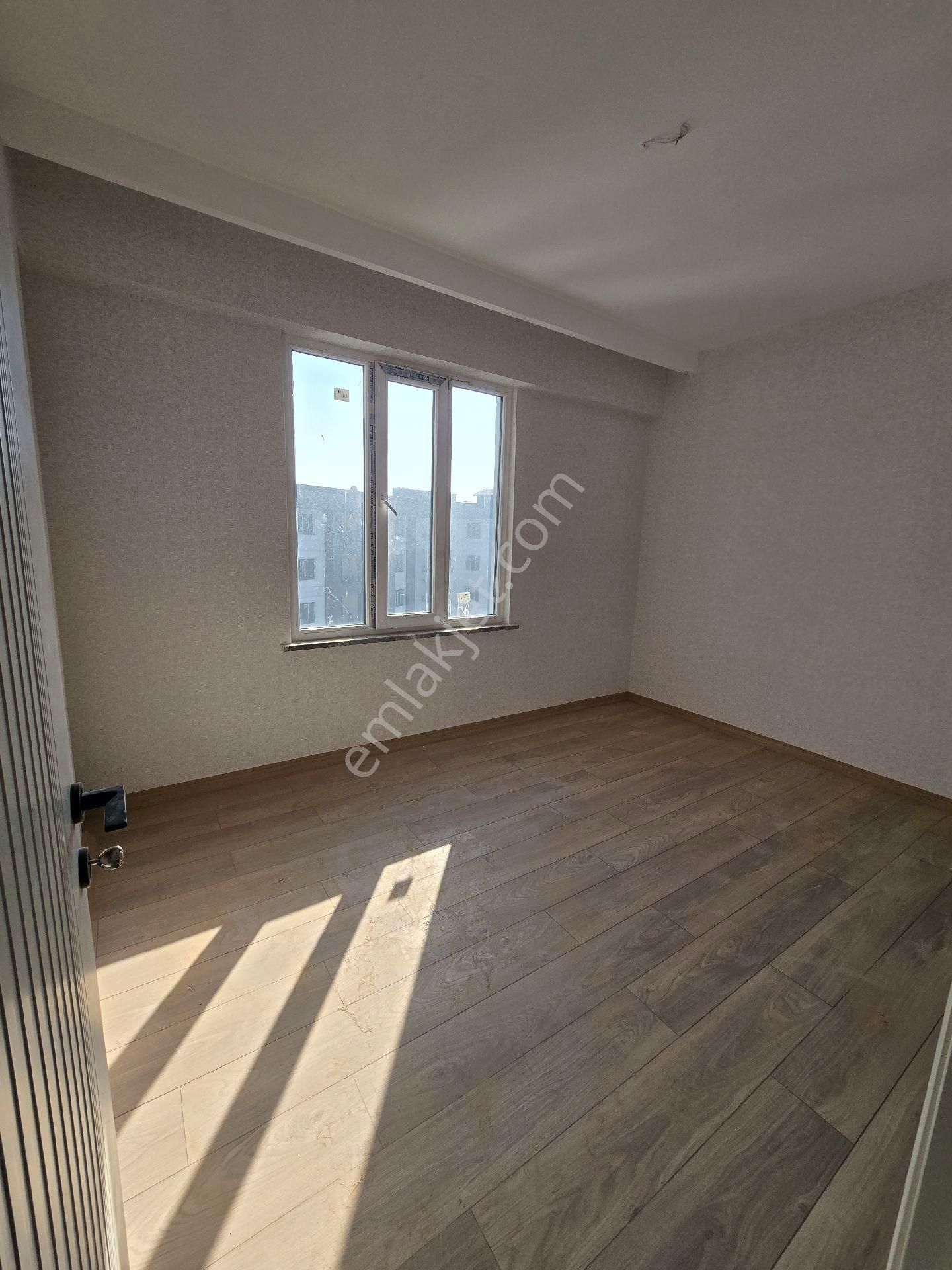 Meram Ahmet Özcan Caddesi Üzeri Site İçi Lüx Son Kat 3+1 Dairemiz Satılık - Görsel 23