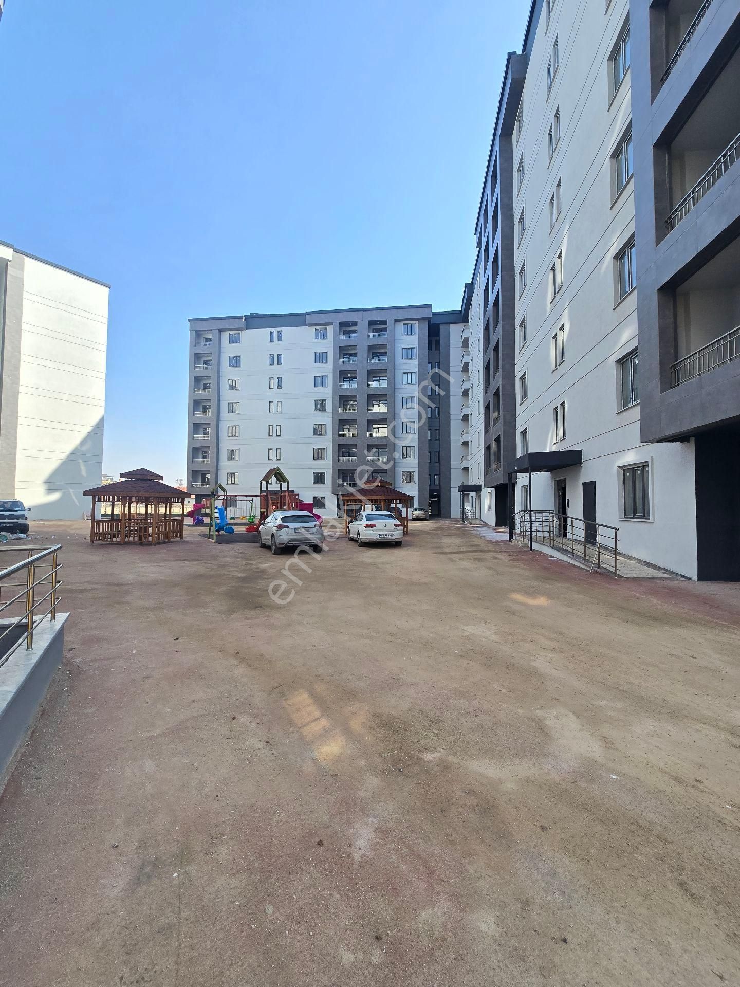 Meram Ahmet Özcan Caddesi Üzeri Site İçi Lüx Son Kat 3+1 Dairemiz Satılık - Görsel 32