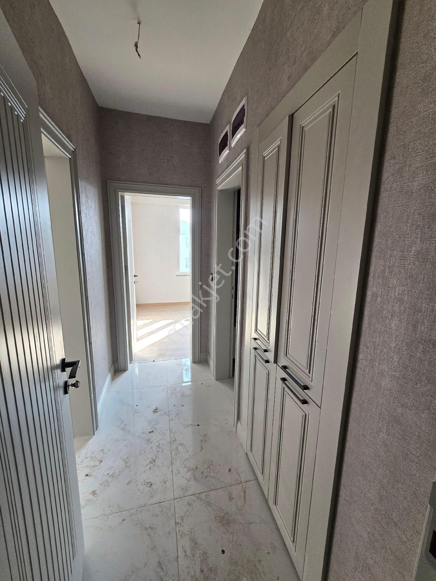 Meram Ahmet Özcan Caddesi Üzeri Site İçi Lüx Son Kat 3+1 Dairemiz Satılık - Görsel 21