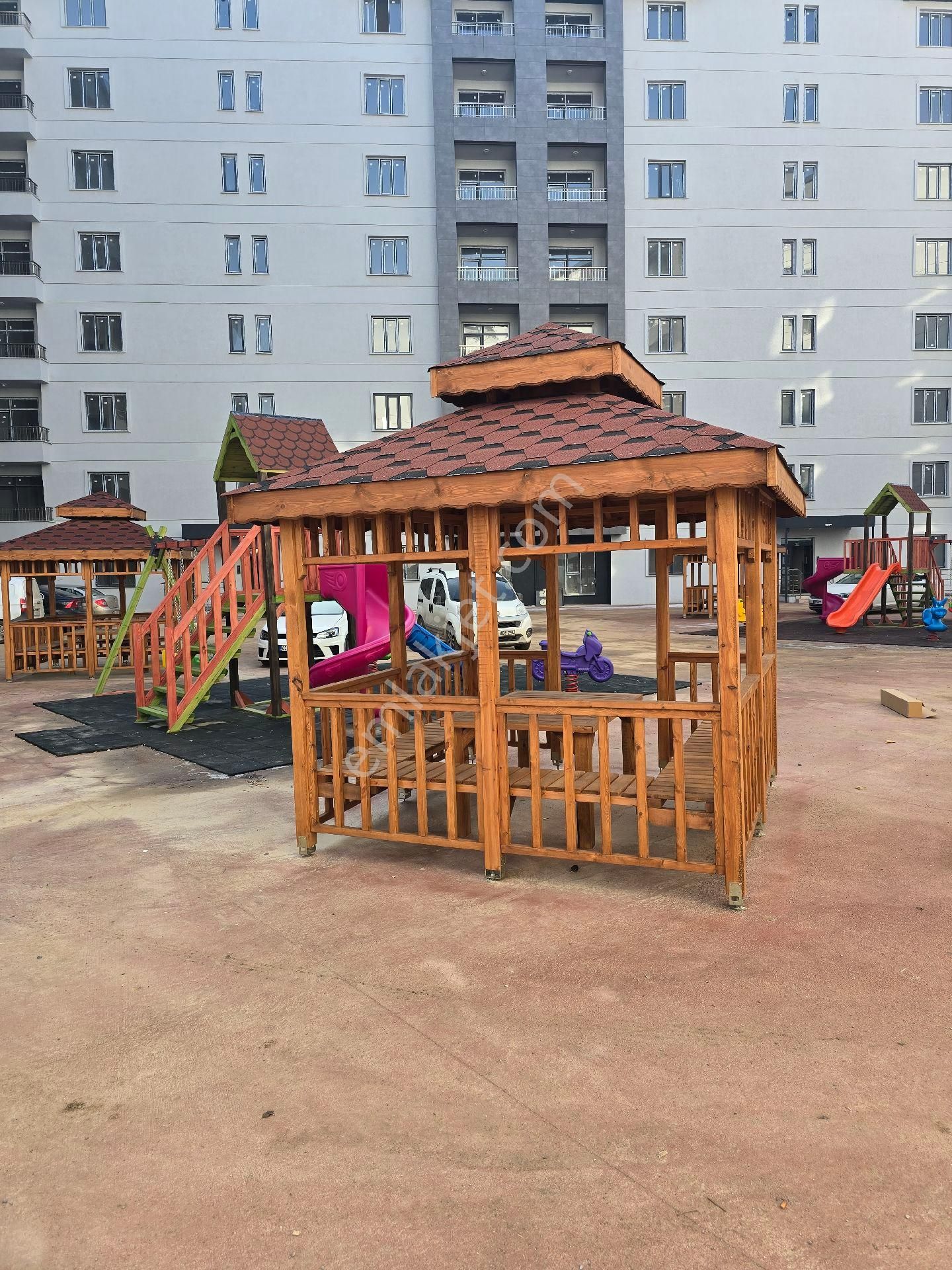 Meram Ahmet Özcan Caddesi Üzeri Site İçi Lüx Son Kat 3+1 Dairemiz Satılık