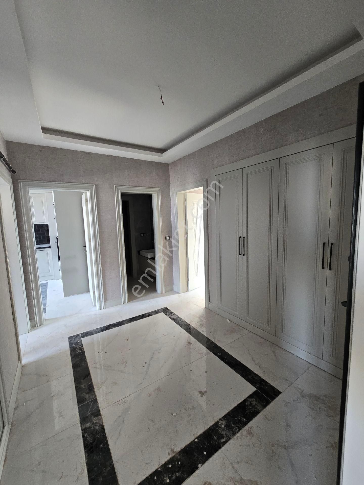 Meram Ahmet Özcan Caddesi Üzeri Site İçi Lüx Son Kat 3+1 Dairemiz Satılık - Görsel 2