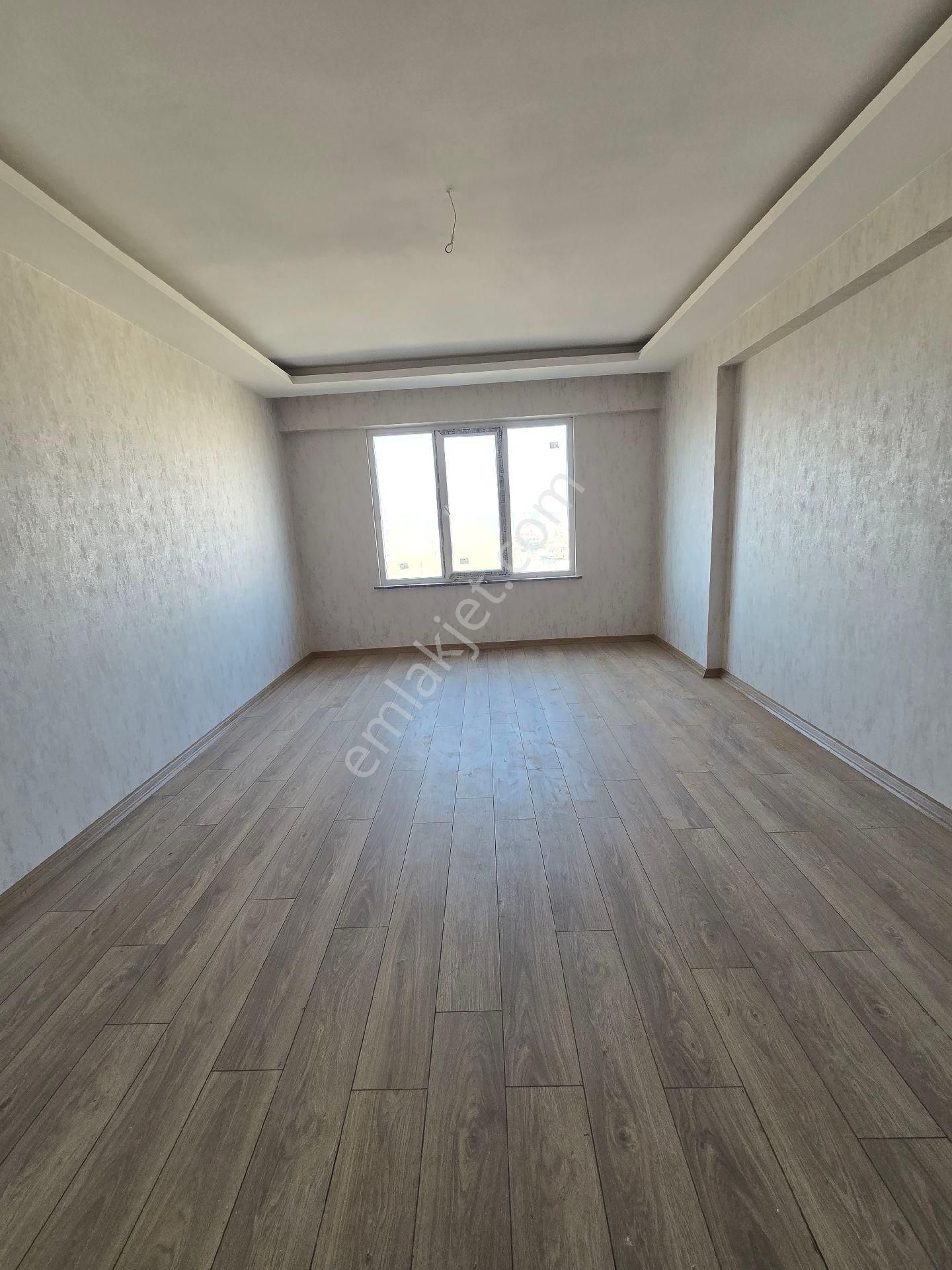 Meram Ahmet Özcan Caddesi Üzeri Site İçi Lüx Son Kat 3+1 Dairemiz Satılık - Görsel 9