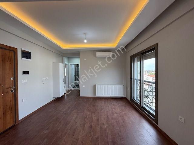 Veri'den Merkezi Konum’da Modern Ve Ferah 2+1 Daire - Görsel 6