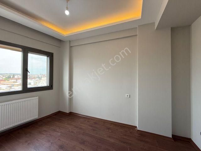 Veri'den Merkezi Konum’da Modern Ve Ferah 2+1 Daire - Görsel 13