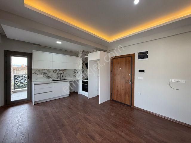 Veri'den Merkezi Konum’da Modern Ve Ferah 2+1 Daire - Görsel 5