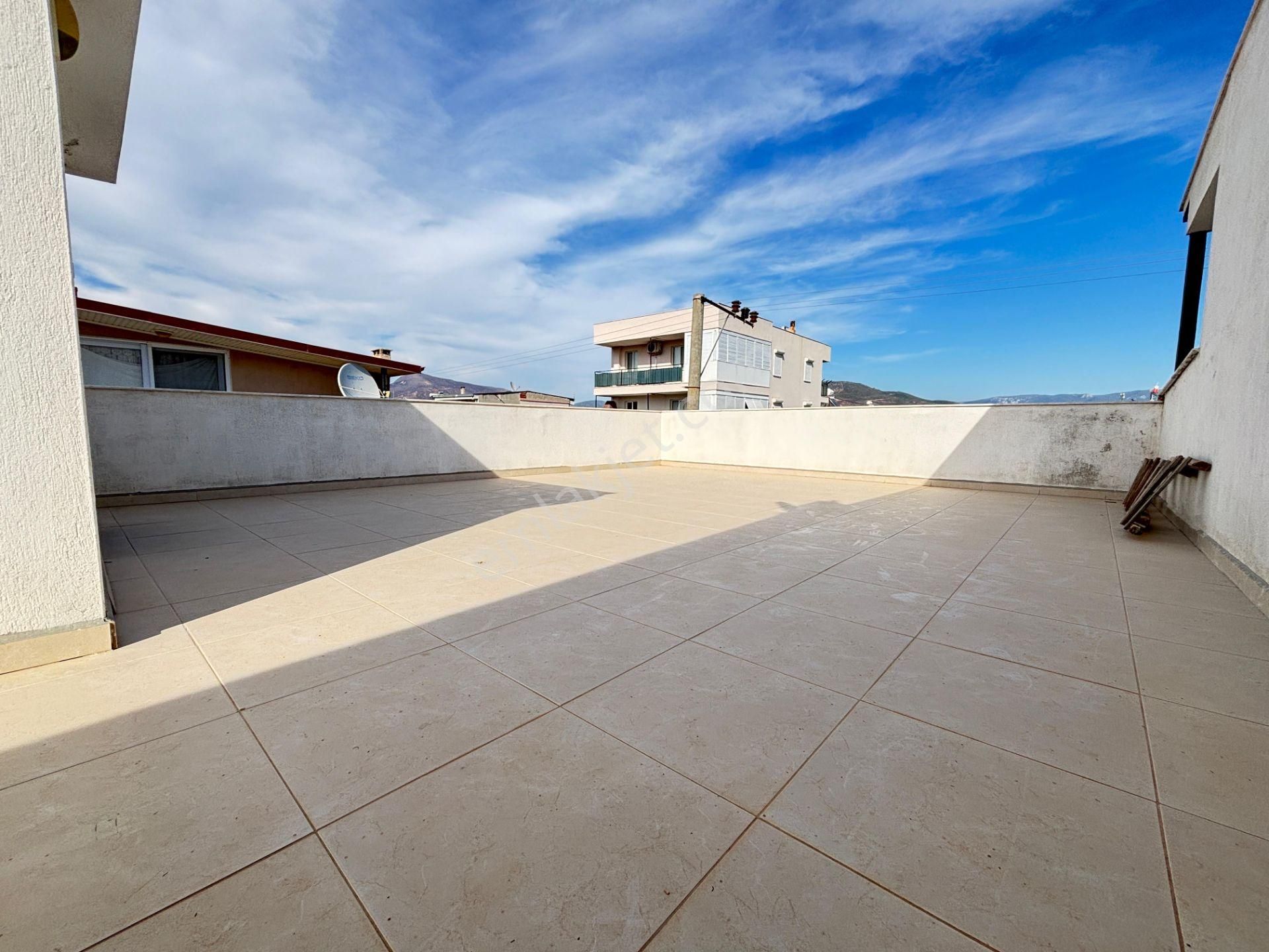 İzmir Seferihisar Doğanbey'de Plaja 500 M Otoparklı Bahçeli 3+1 Satılık Villa - Görsel 35