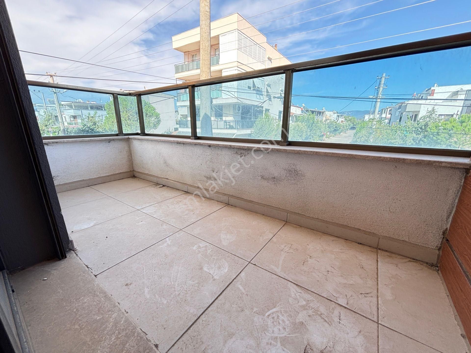 İzmir Seferihisar Doğanbey'de Plaja 500 M Otoparklı Bahçeli 3+1 Satılık Villa - Görsel 26