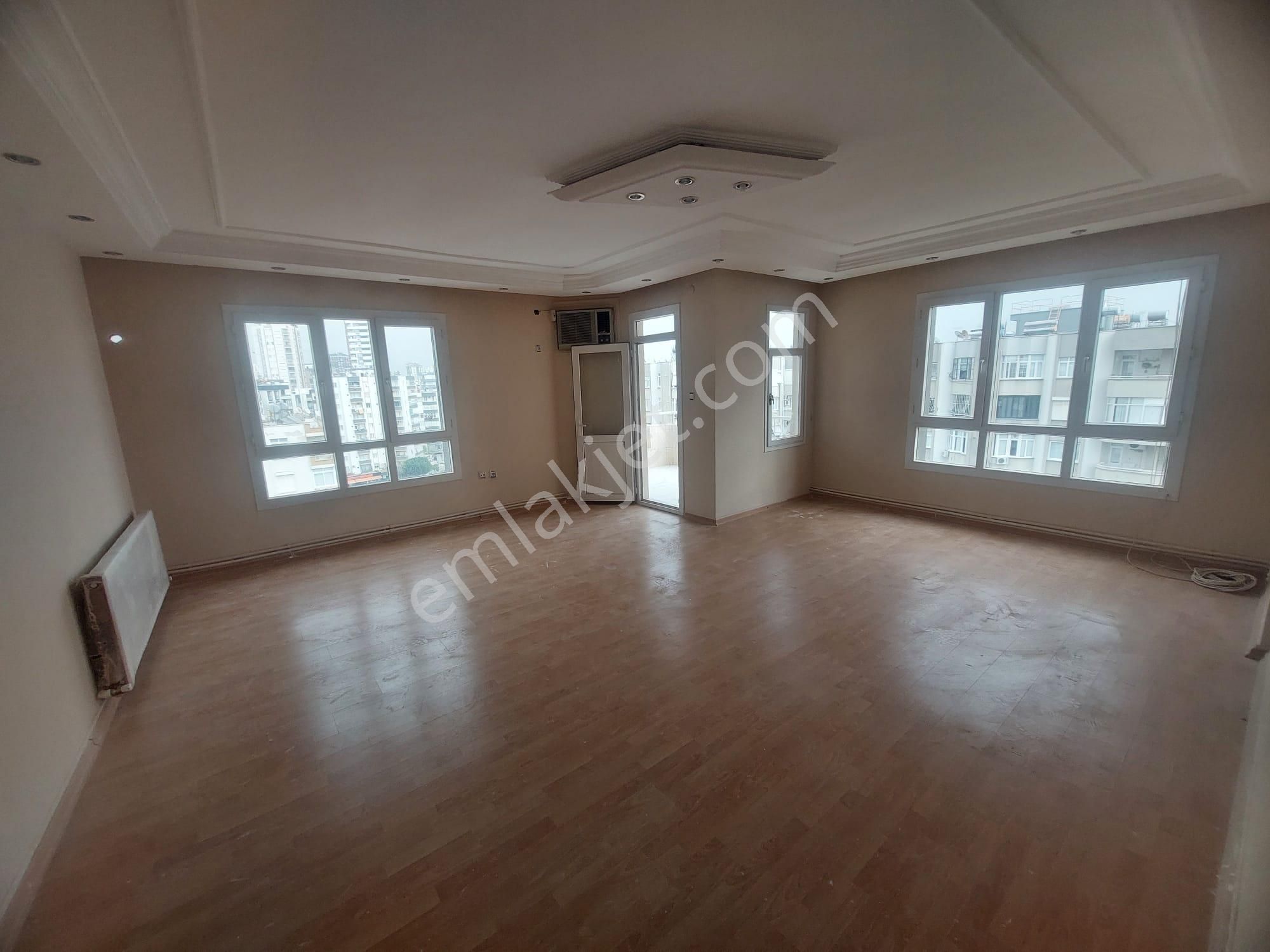 Emfadan Kenan Evrende Toros Mahallesi D.gazlı Bulvar Üzeri Dev Gibi 3+1 Daire - Görsel 14