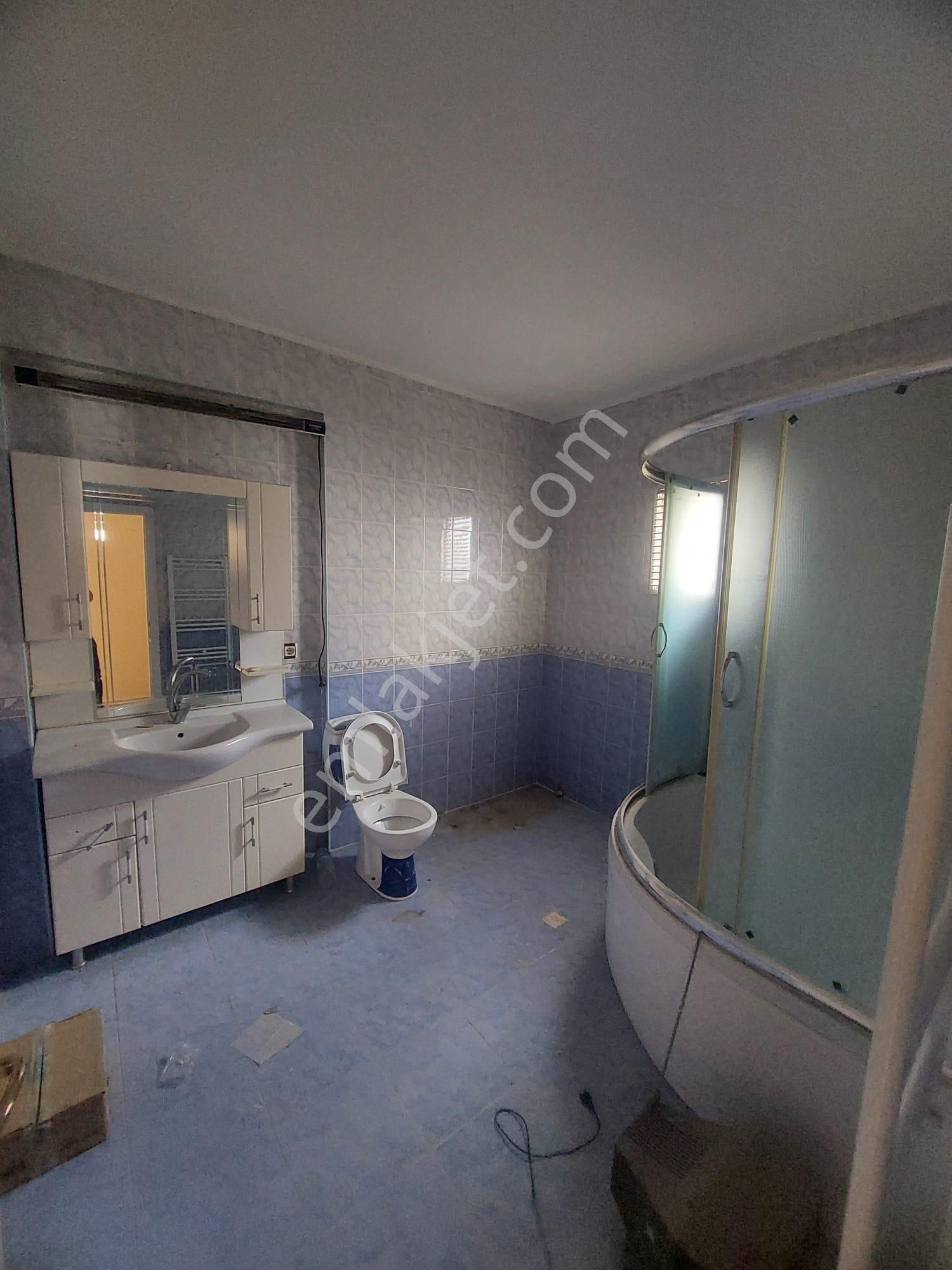 Emfadan Kenan Evrende Toros Mahallesi D.gazlı Bulvar Üzeri Dev Gibi 3+1 Daire - Görsel 15