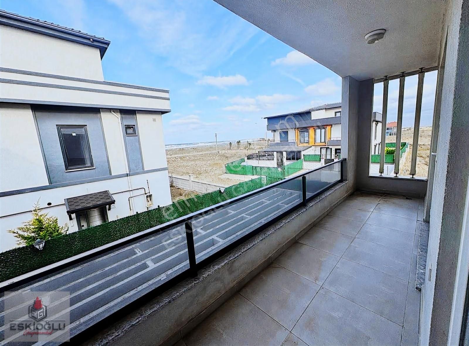 Eskioğlu'ndan Denize Yakın Müstakil Havuzlu 4+1 Özel Villa - Görsel 30