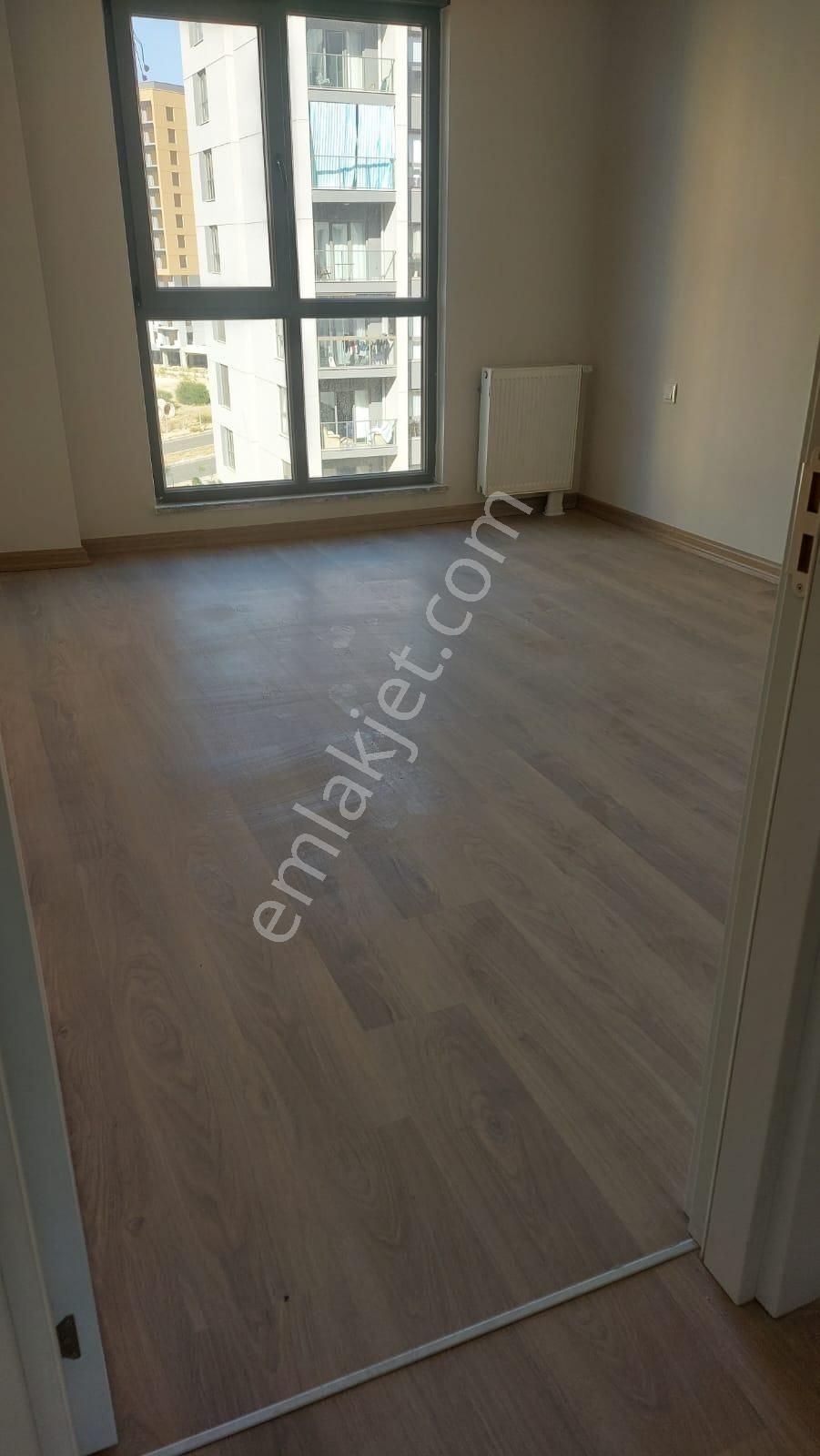 Sur Yapı'da 1+1 Geniş Balkonlu Manzaralı Ara Kat Daire - Görsel 14