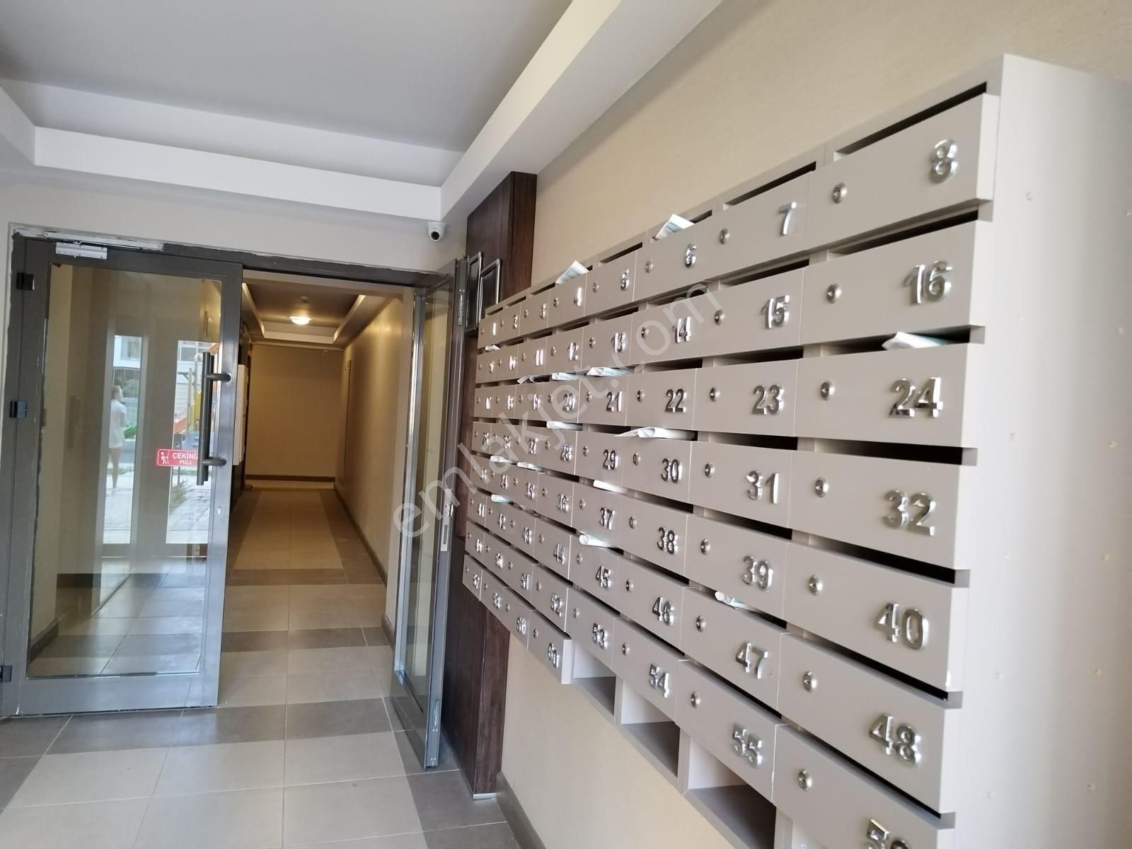 Sur Yapı'da 1+1 Geniş Balkonlu Manzaralı Ara Kat Daire - Görsel 26