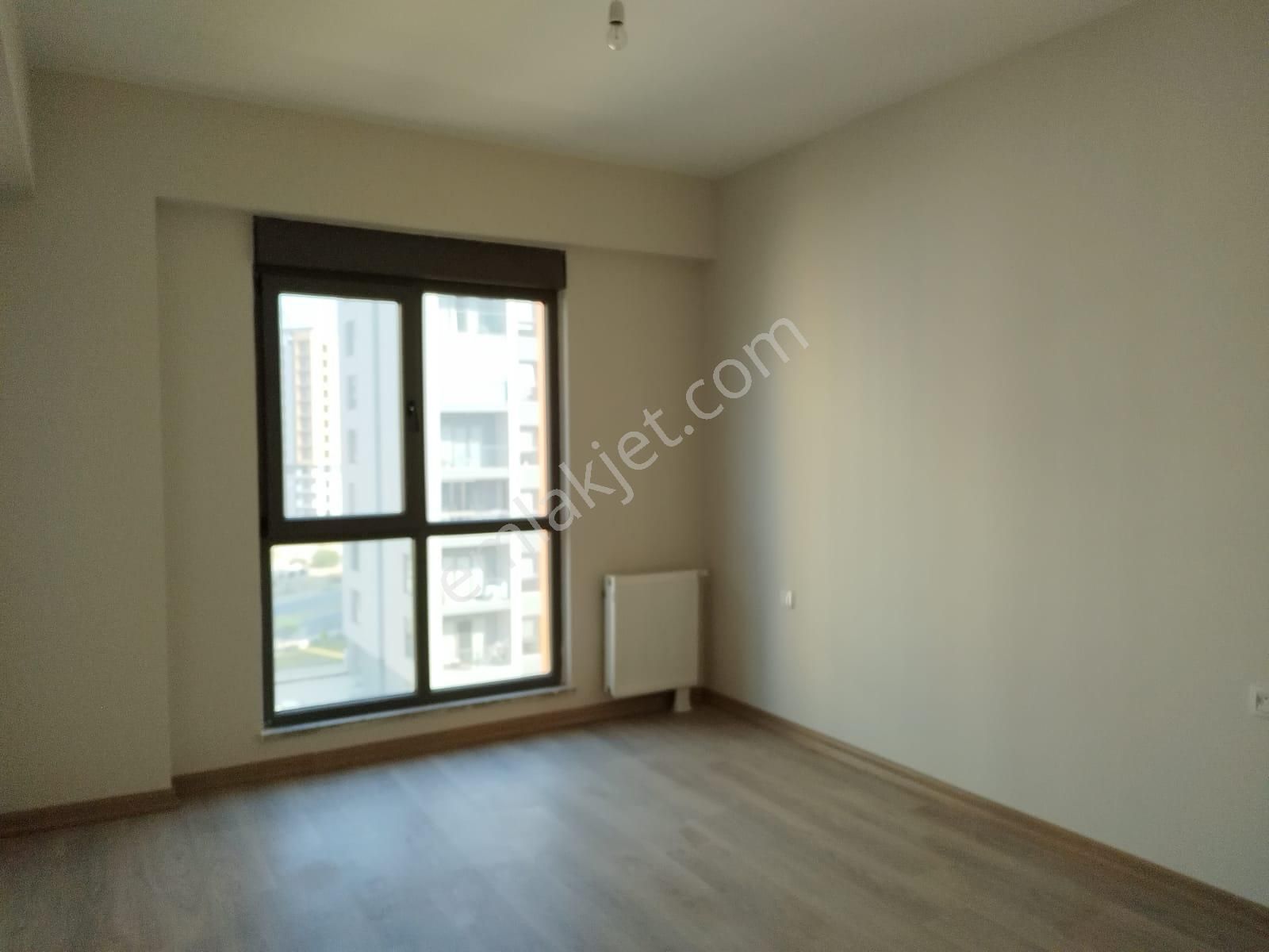 Sur Yapı'da 1+1 Geniş Balkonlu Manzaralı Ara Kat Daire - Görsel 7