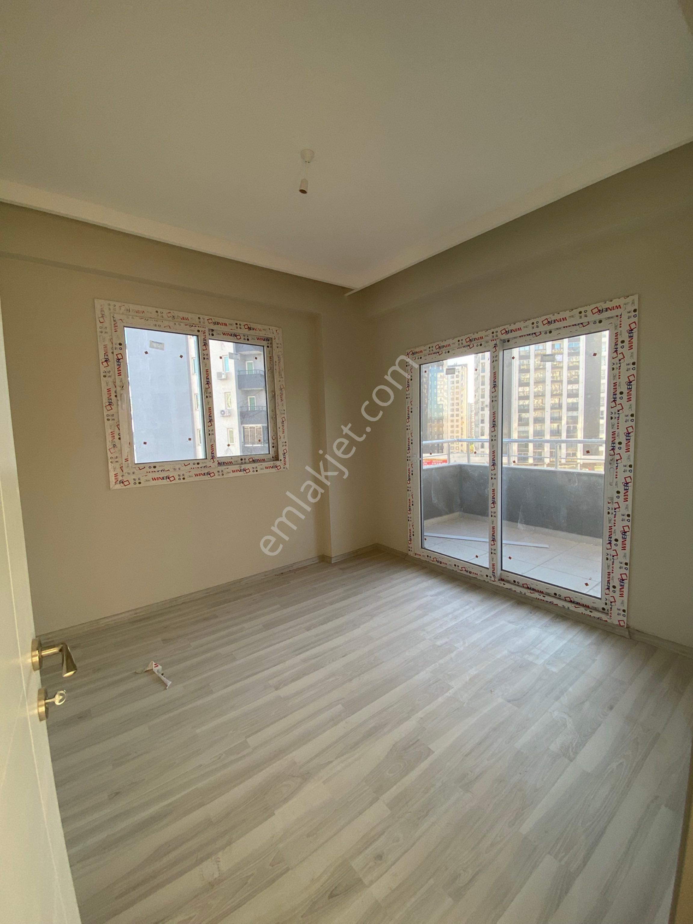 Çatalan Cad. Soulmate Karşısı 1+1 Köşe Daire - Görsel 5