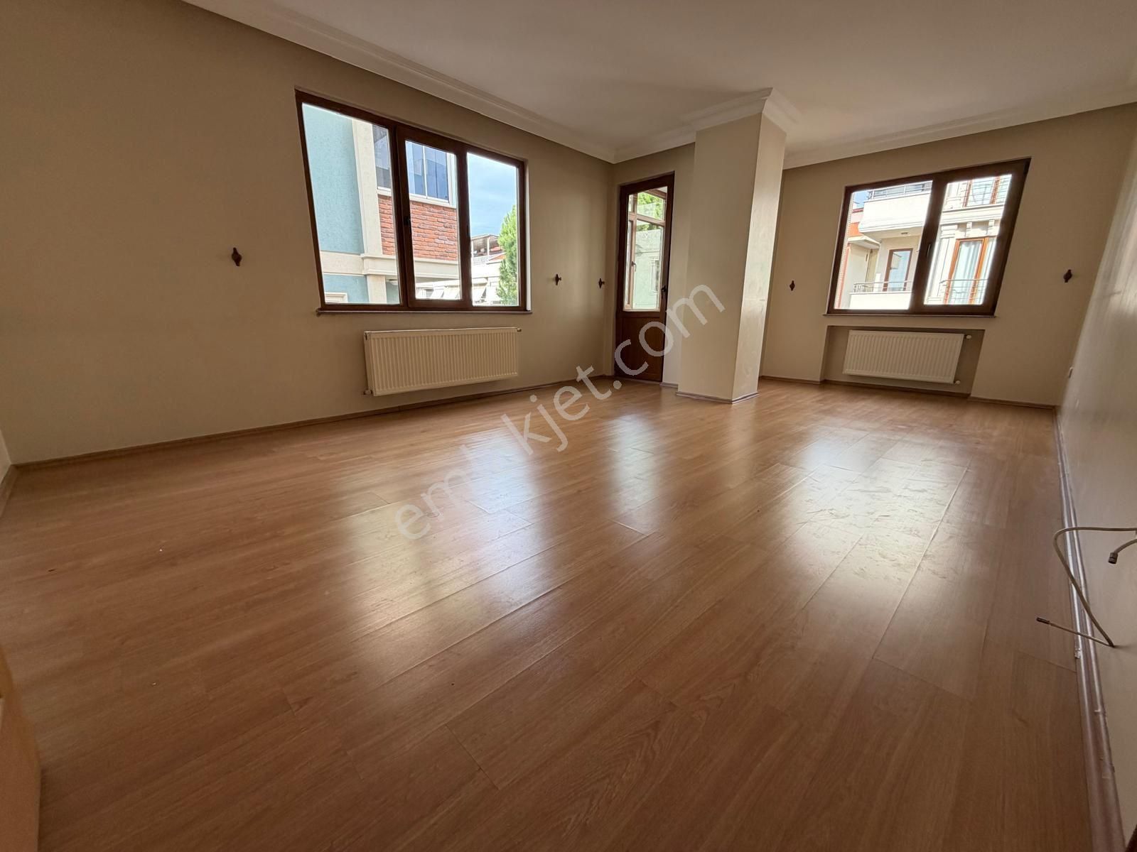 ▃artemin▃küçükyalı'da Marmaray'a Yakın Ön Cephe 3.kat 105m² 3+1 - Görsel 3