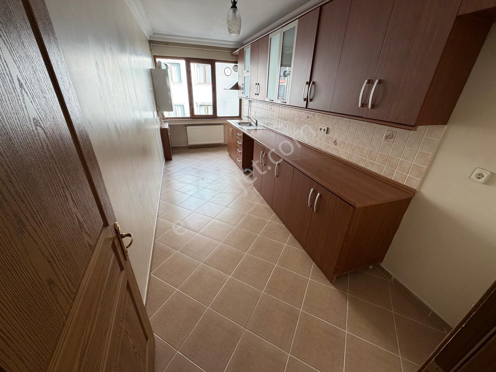 ▃artemin▃küçükyalı'da Marmaray'a Yakın Ön Cephe 3.kat 105m² 3+1 - Görsel 14