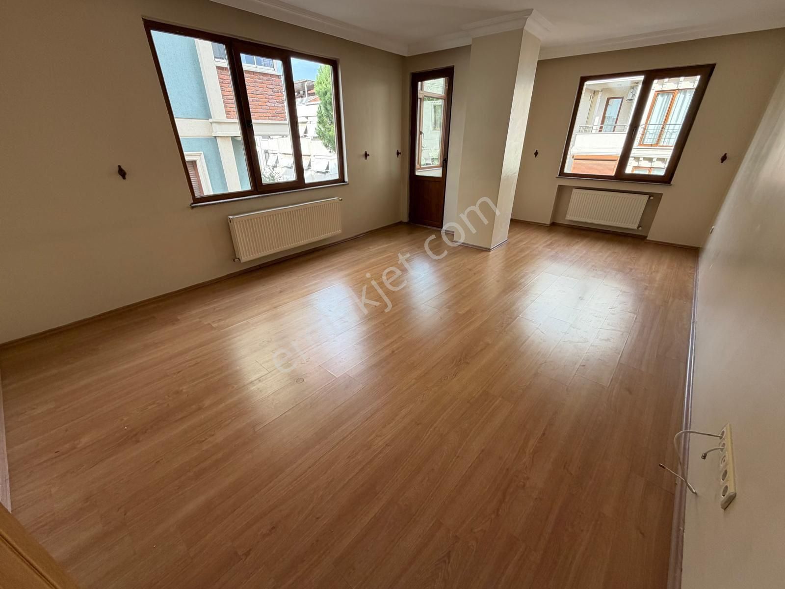 ▃artemin▃küçükyalı'da Marmaray'a Yakın Ön Cephe 3.kat 105m² 3+1 - Görsel 2