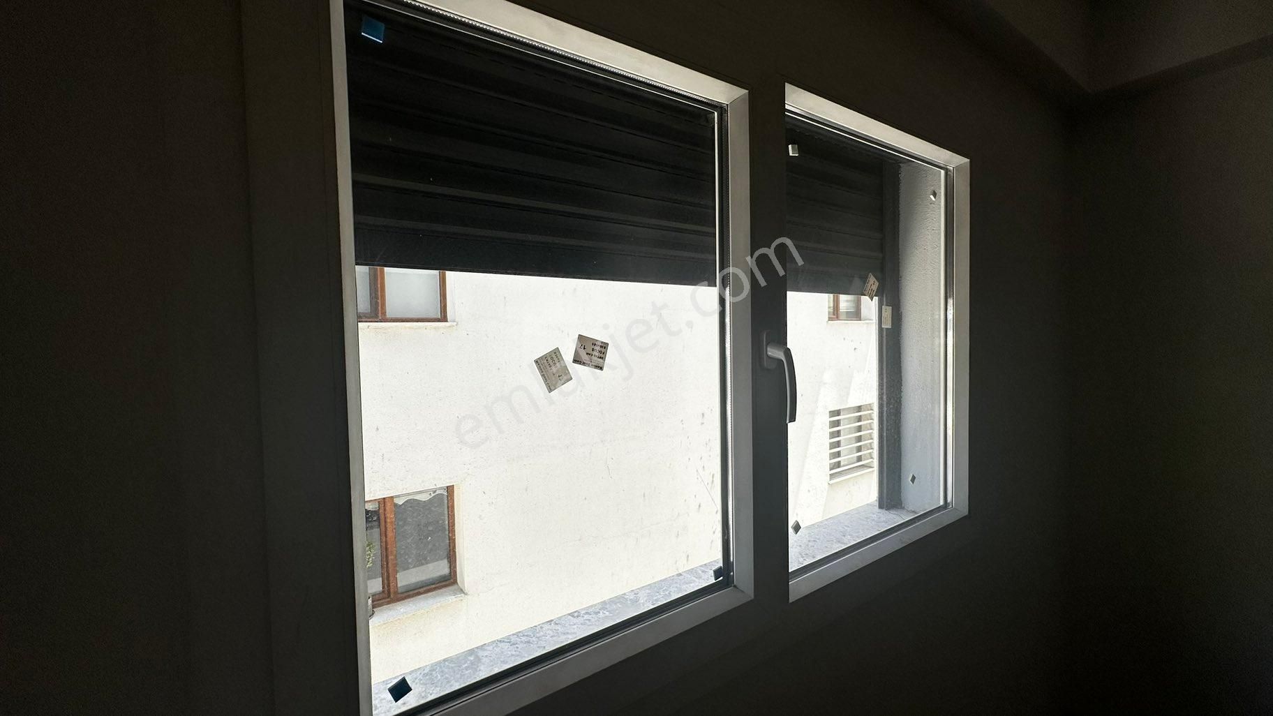 İzmir Karşıyaka Yalı Mahallesinde Kiralık 2+1 Daire Cb Ph - Görsel 7