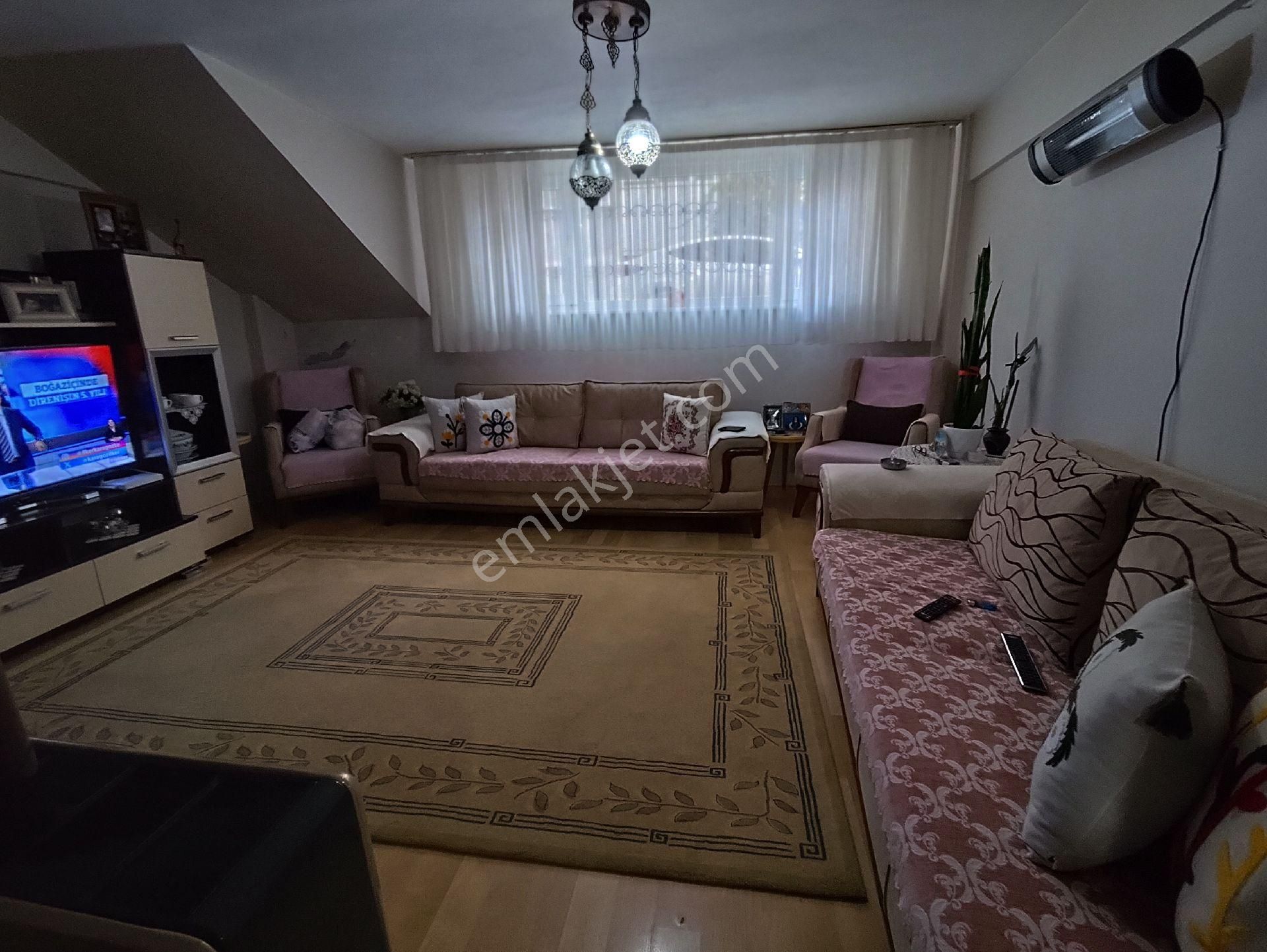 Yedikulede Satılık Çift Cephe Sa