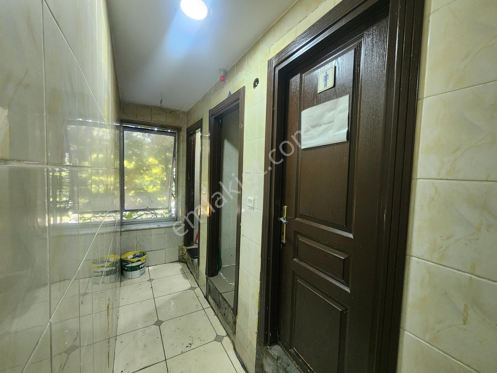 Bağcılar Bilginer İş Merkezinde Kiralık 250 M² İş Yeri - Görsel 31