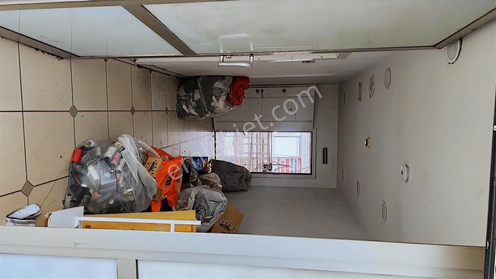 Bağcılar Bilginer İş Merkezinde Kiralık 250 M² İş Yeri - Görsel 16