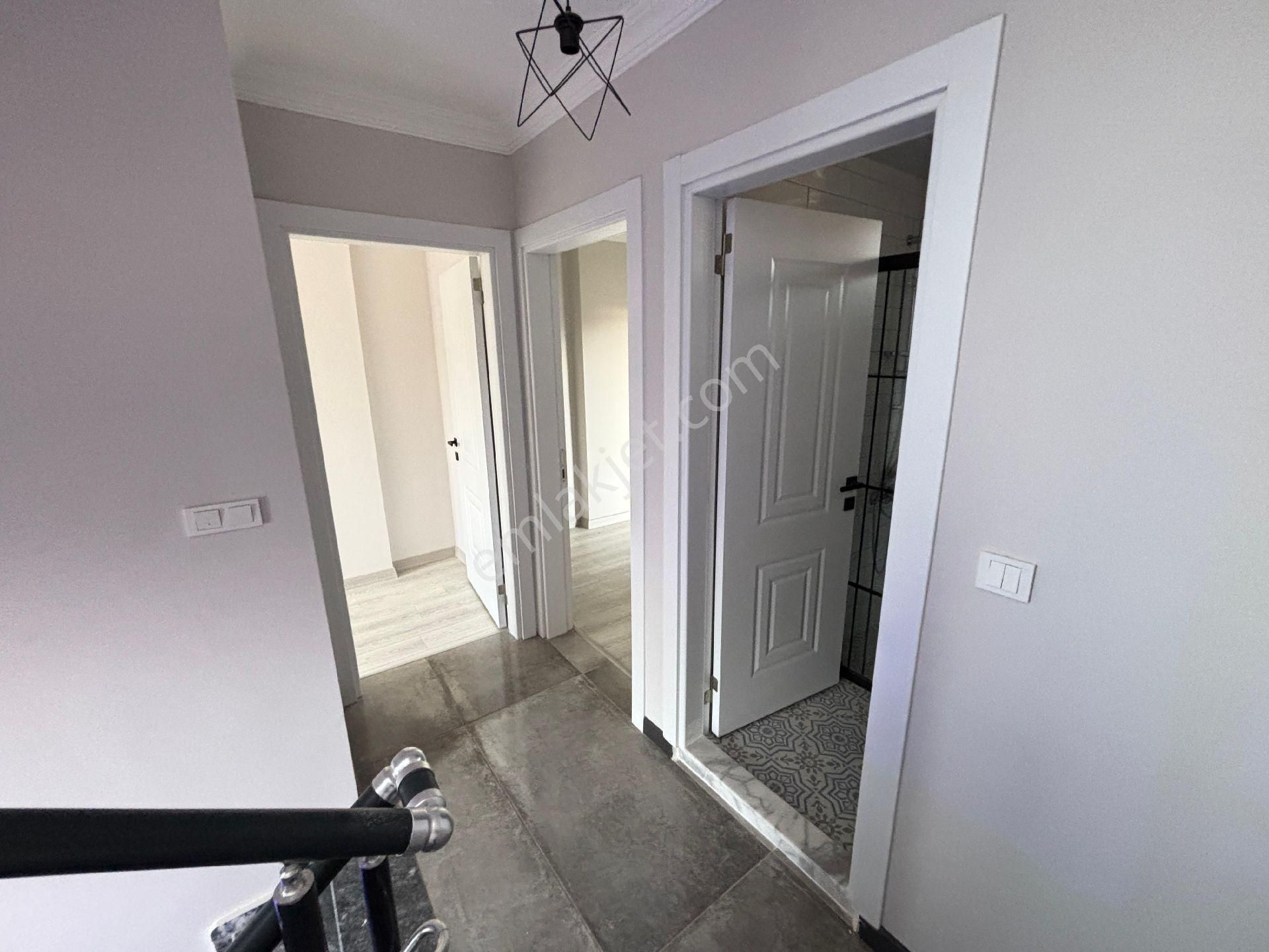 İzmir Seferihisar Doğanbey Merkezi Konumda Bahçeli Sıfır 2+1 Satılık Villa - Görsel 18