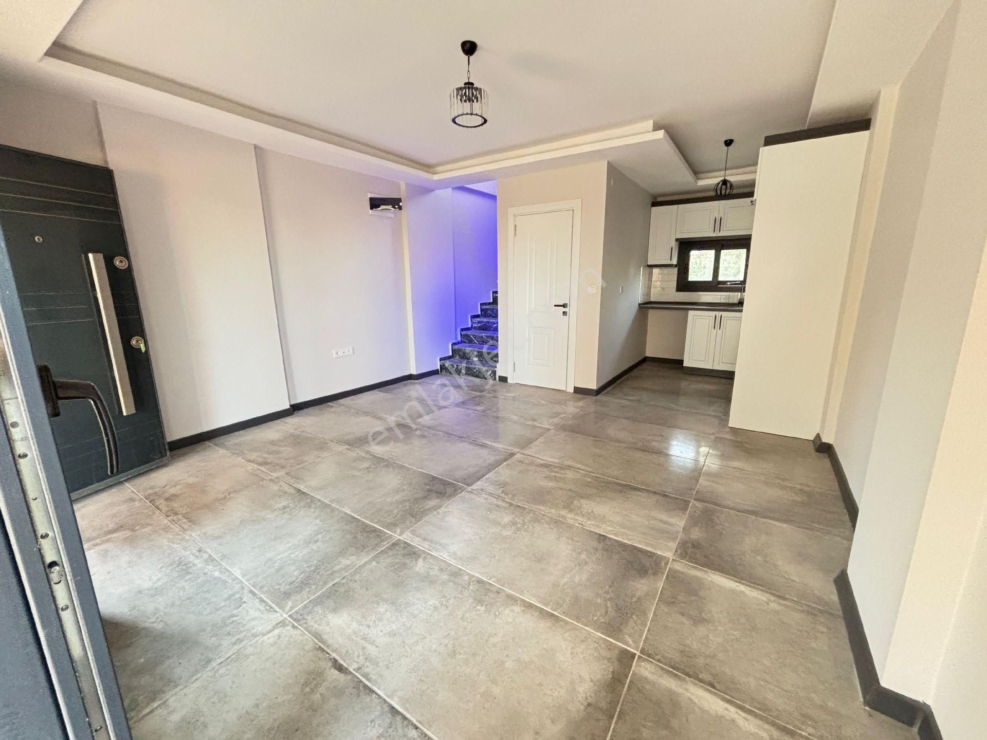 İzmir Seferihisar Doğanbey Merkezi Konumda Bahçeli Sıfır 2+1 Satılık Villa - Görsel 14