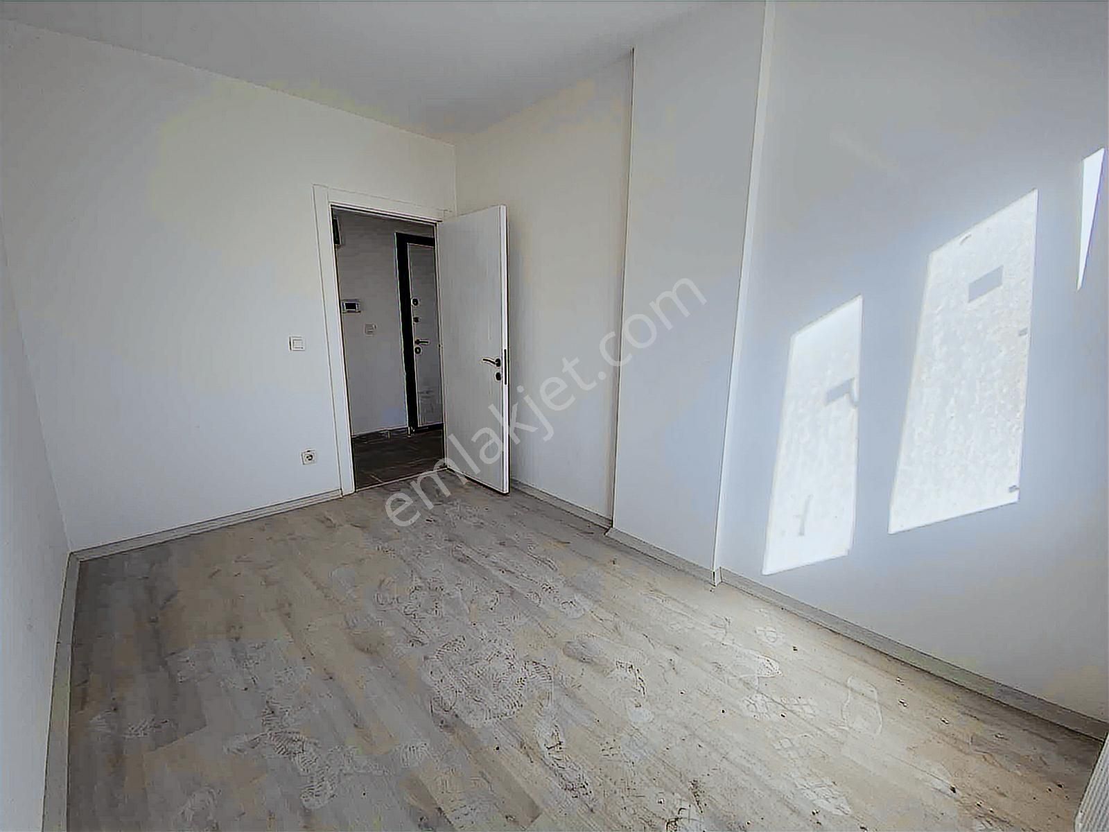 Sultanbeyli Merkez'de Metroya Yürüme Güney Cephe 2+1 Sıfır Daire - Görsel 8