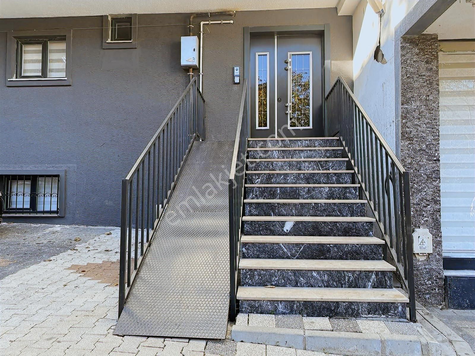 Sultanbeyli Merkez'de Metroya Yürüme Güney Cephe 2+1 Sıfır Daire - Görsel 12