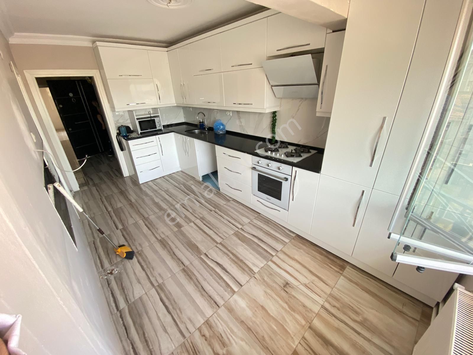 Furkan Emlaktan Modern Pazarı Mevki 3+1 125m2 7.kat Asansörlü Arsa Tapulu Satılık Fırsat Daire - Görsel 5