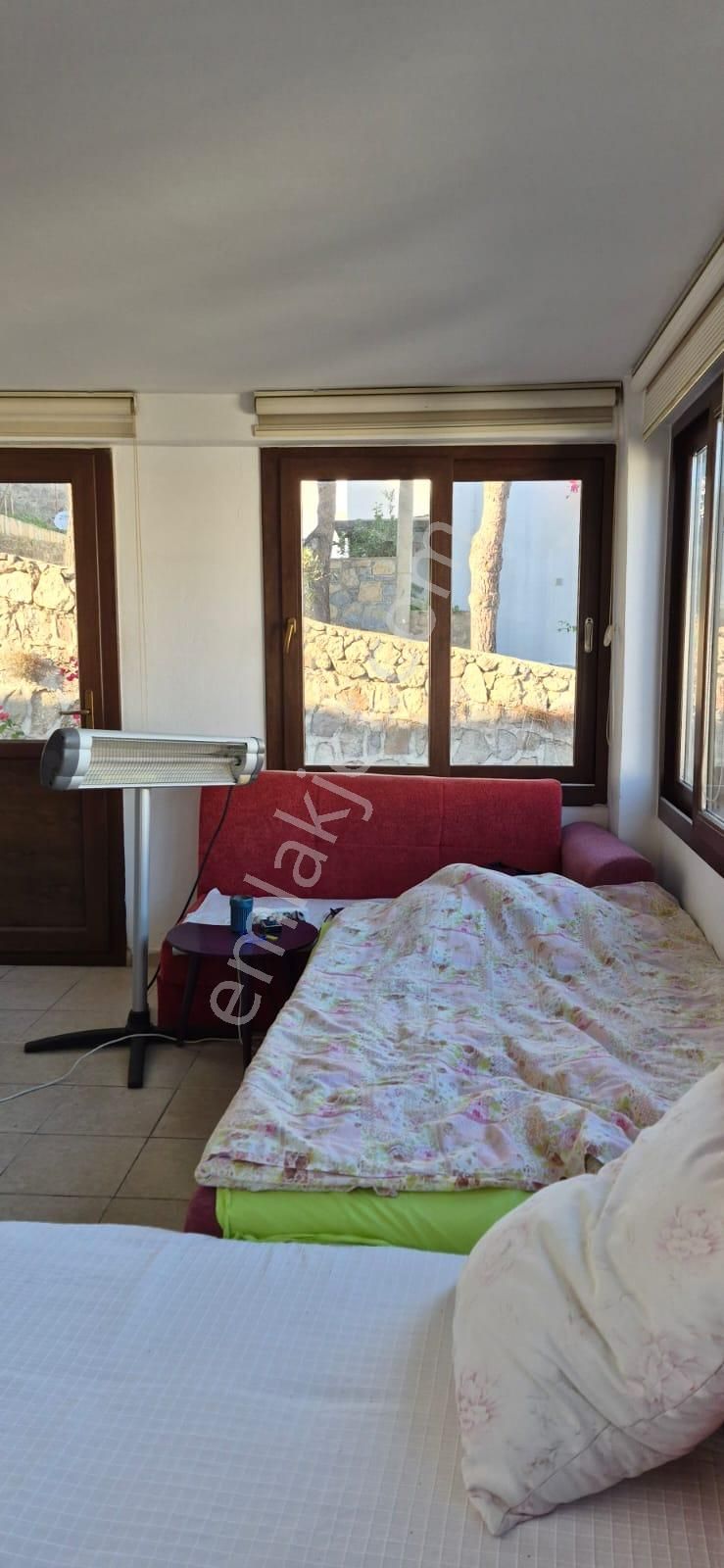 Bodrum Gündoğan'da Denize Yürüme Mesafesinde Tripleks Villa - Görsel 2