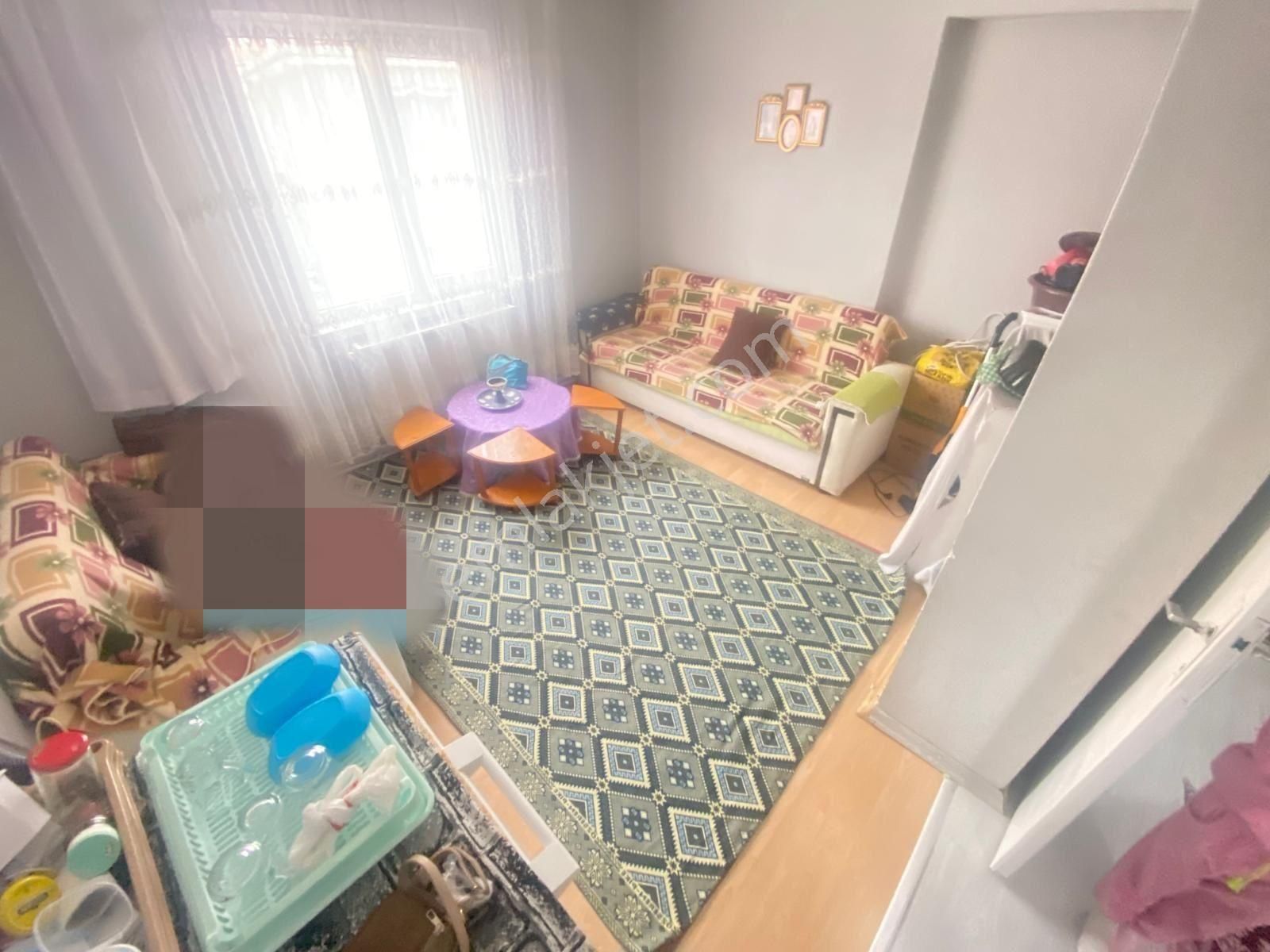 Sincan Plevnede 2+1 Katta Trene Caddeye Yakın Harika Konumda Daire - Görsel 9