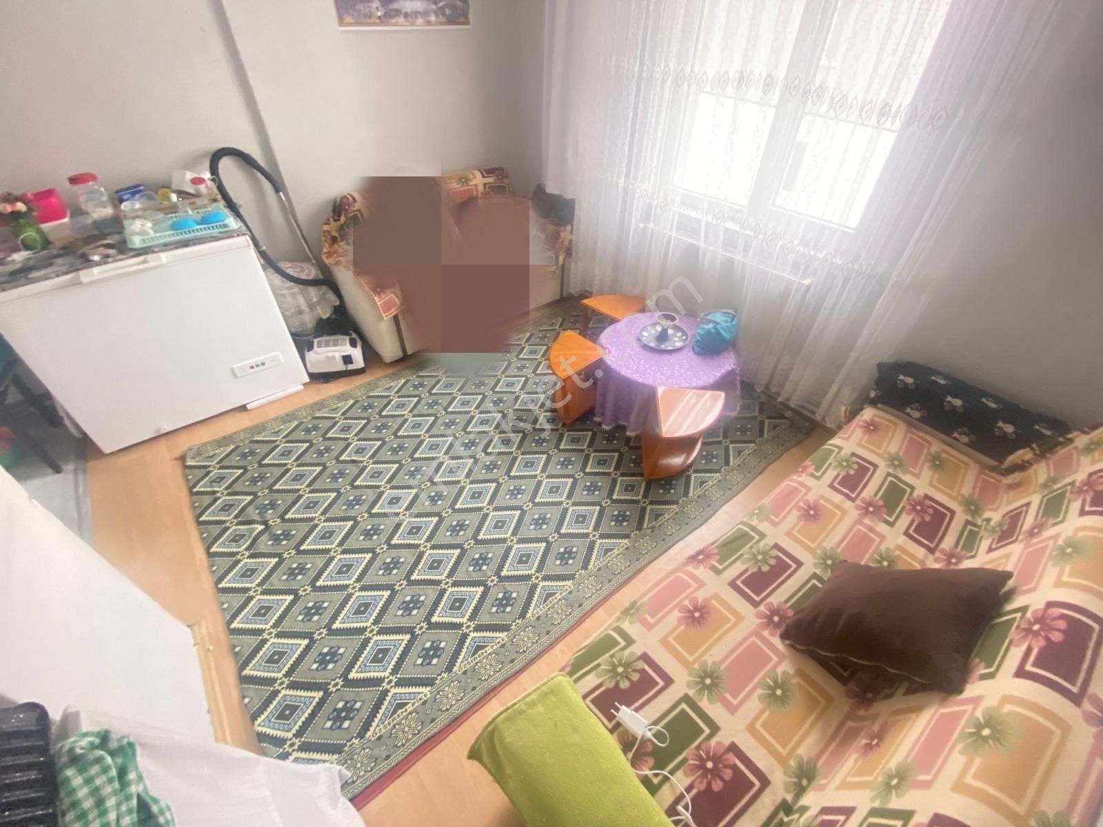 Sincan Plevnede 2+1 Katta Trene Caddeye Yakın Harika Konumda Daire - Görsel 6