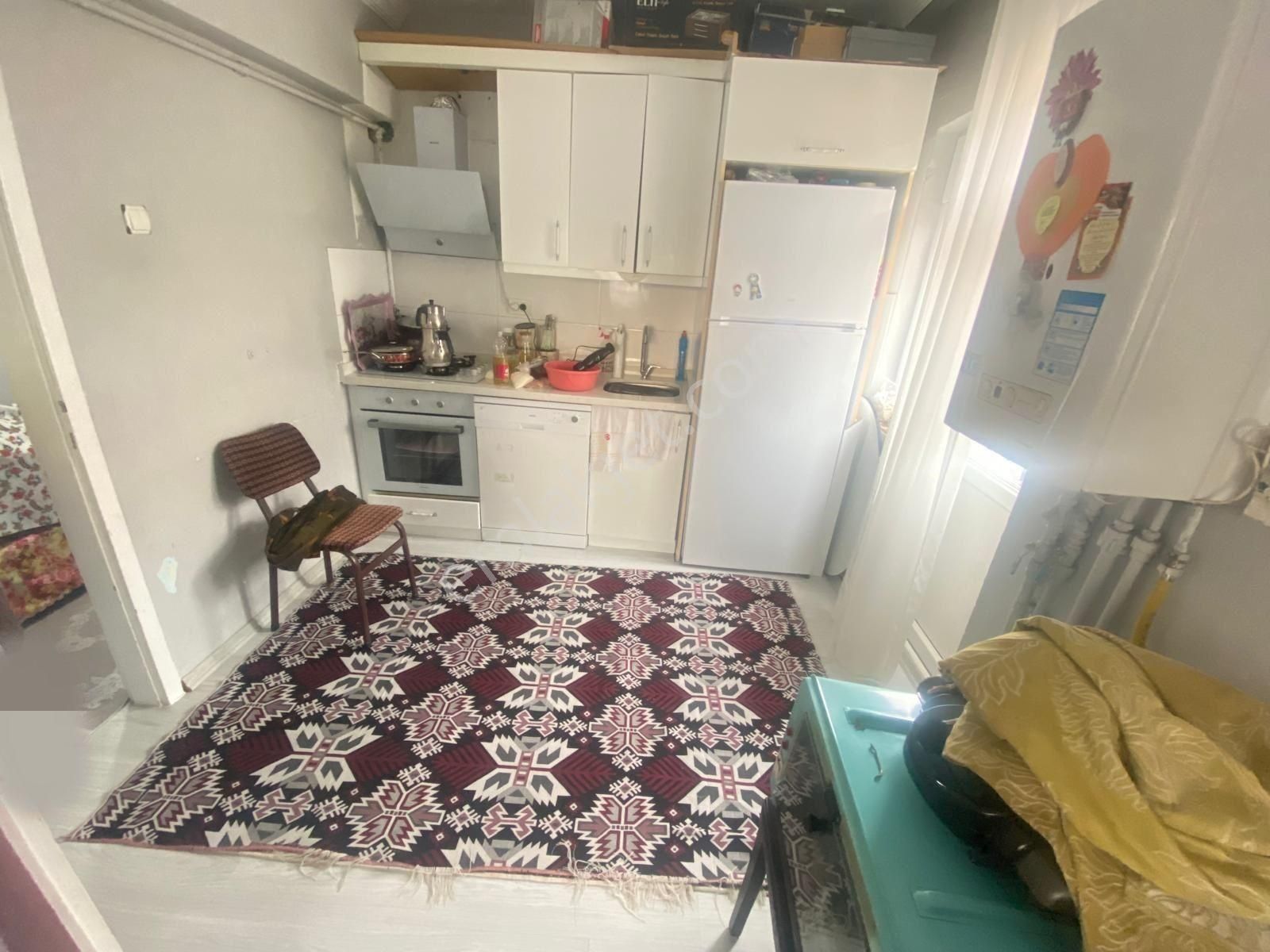 Sincan Plevnede 2+1 Katta Trene Caddeye Yakın Harika Konumda Daire