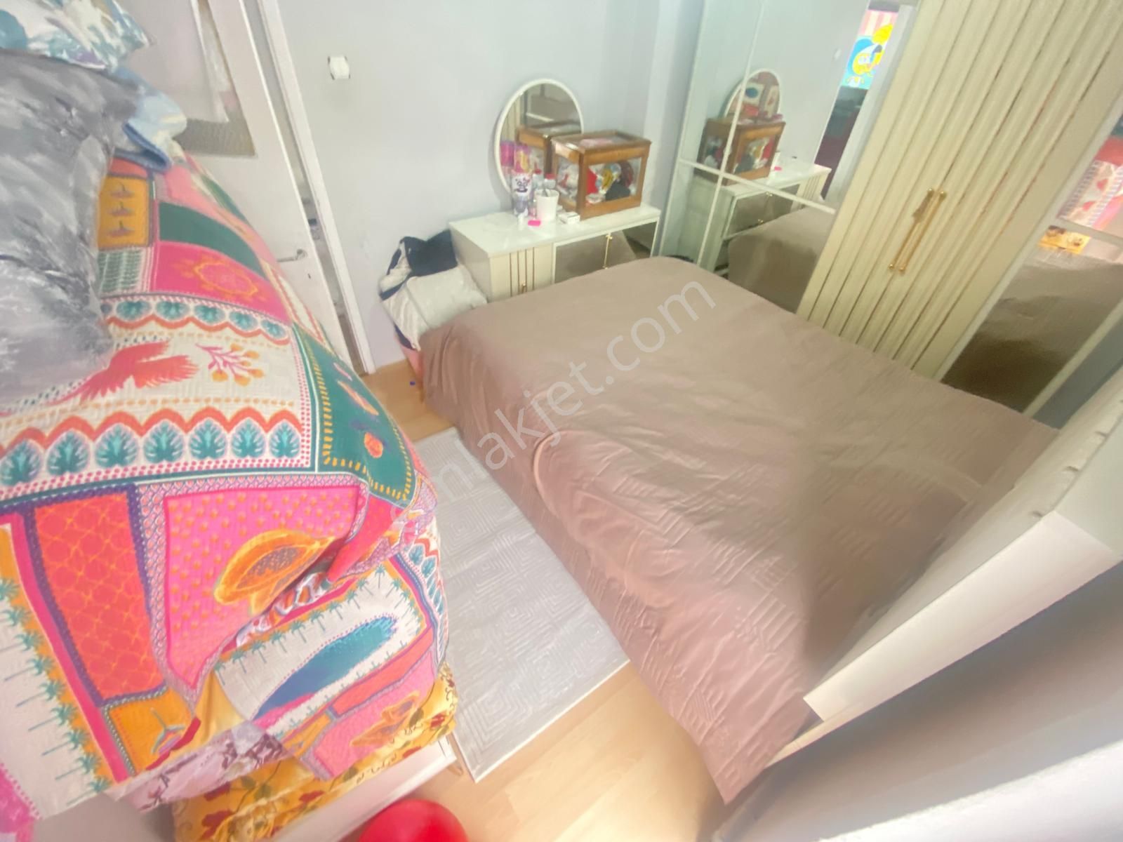 Sincan Plevnede 2+1 Katta Trene Caddeye Yakın Harika Konumda Daire - Görsel 17