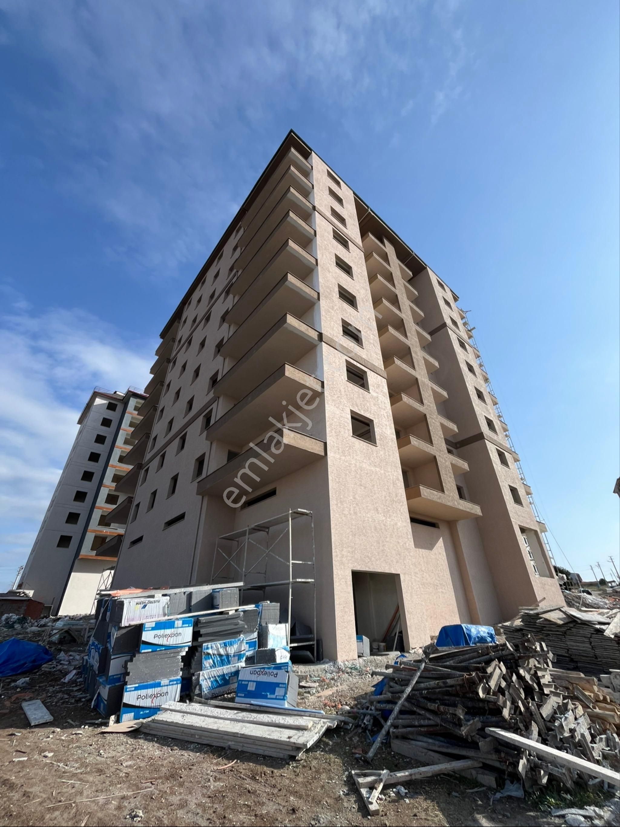 Joker’den İstiklal Caddesi Çocukkent Karşısı 3+1 145m2 Arakat Sıfır Lüks Daire - Görsel 2