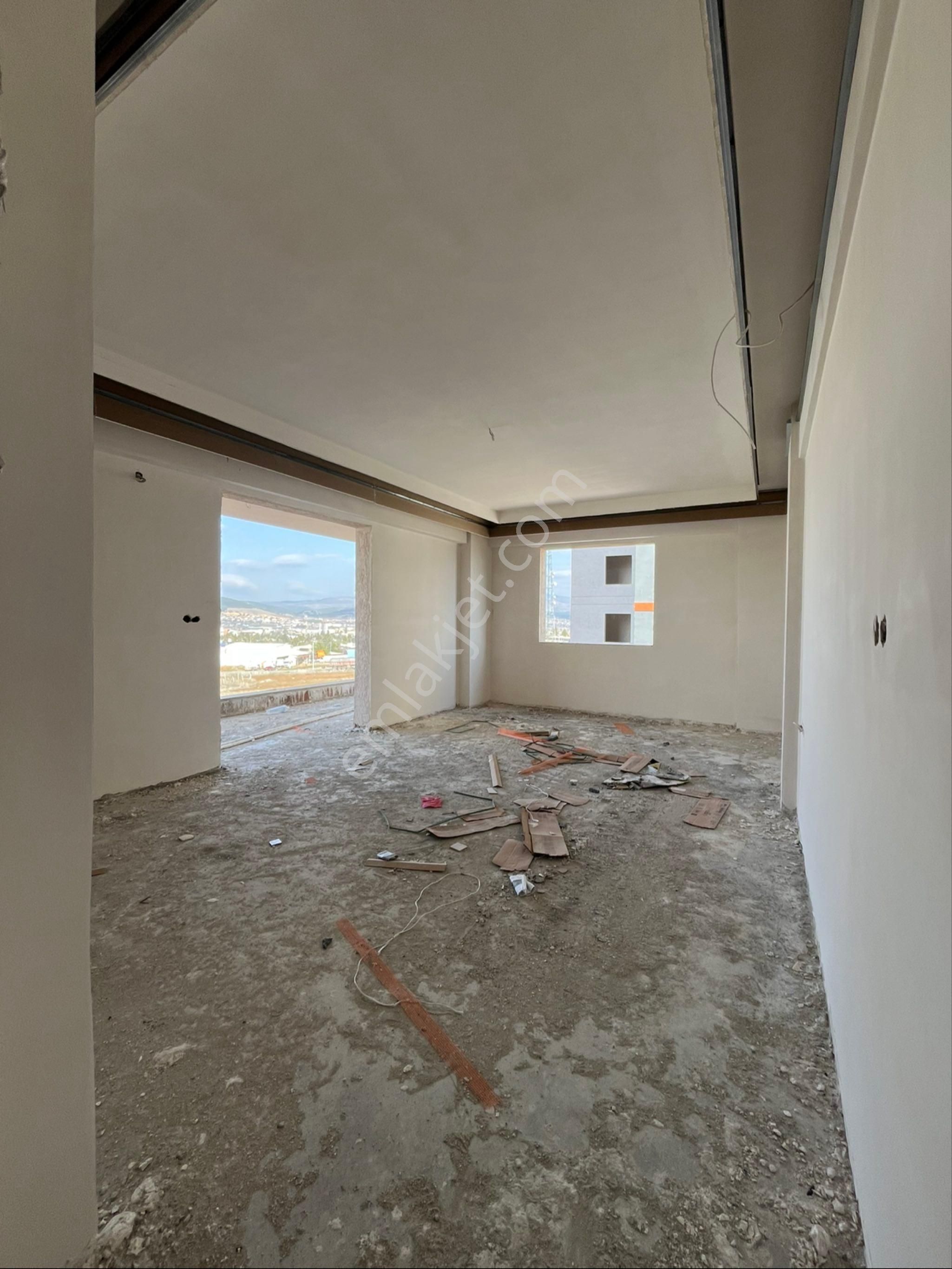 Joker’den İstiklal Caddesi Çocukkent Karşısı 3+1 145m2 Arakat Sıfır Lüks Daire - Görsel 3