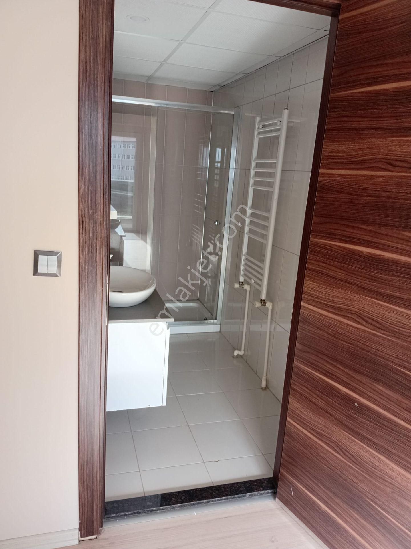 Turpa Lotustan Triyanda Sitesinde 3+1 Kiralık Daire - Görsel 13