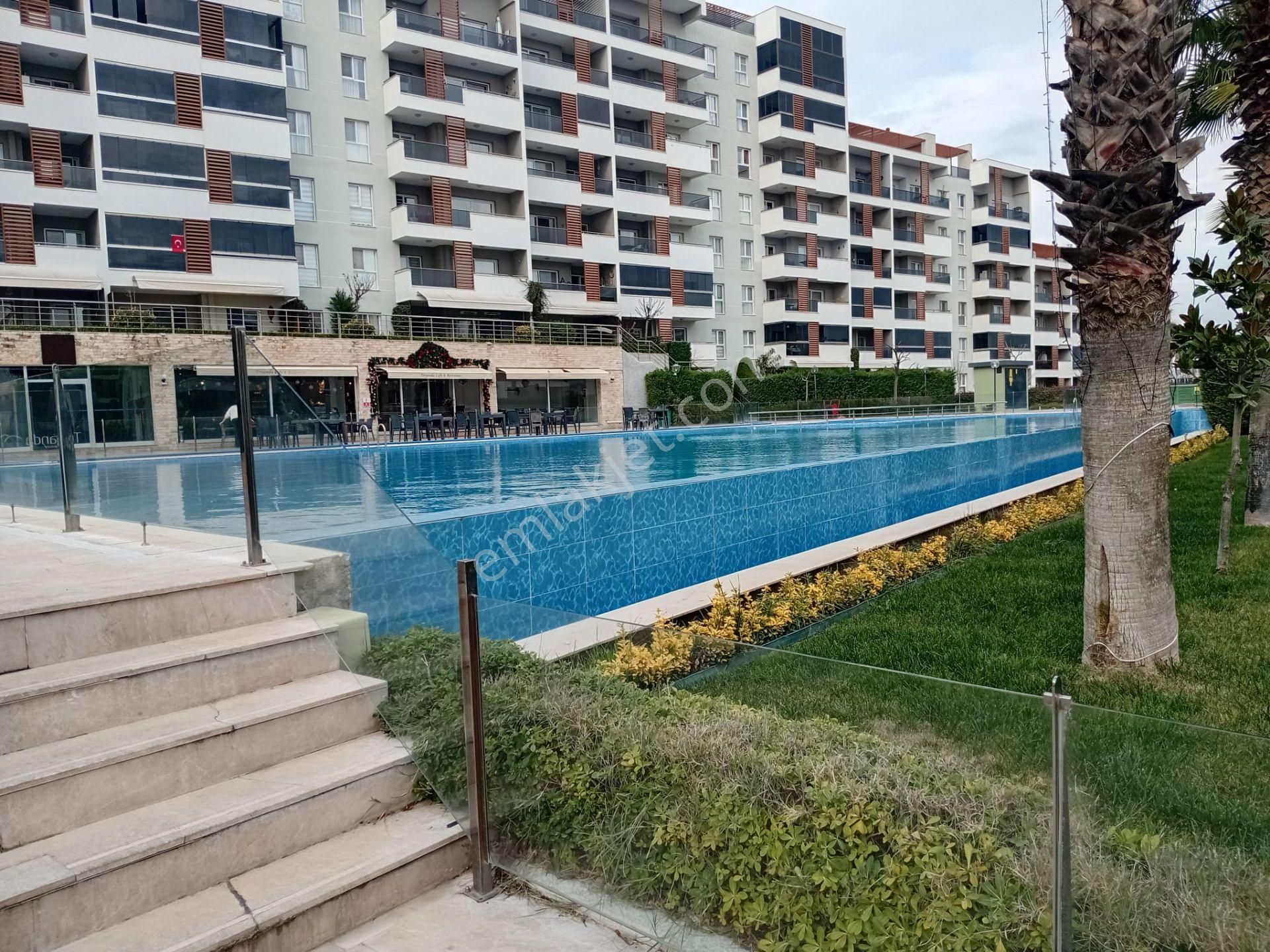Turpa Lotustan Triyanda Sitesinde 3+1 Kiralık Daire - Görsel 2