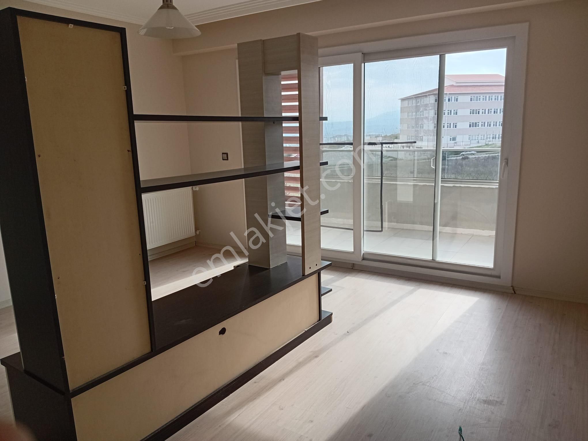 Turpa Lotustan Triyanda Sitesinde 3+1 Kiralık Daire - Görsel 6