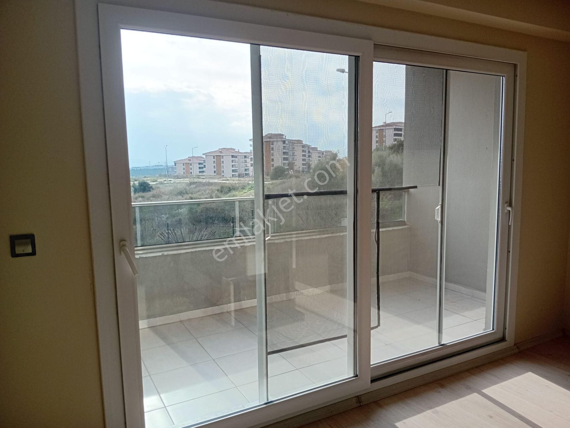 Turpa Lotustan Triyanda Sitesinde 3+1 Kiralık Daire - Görsel 23