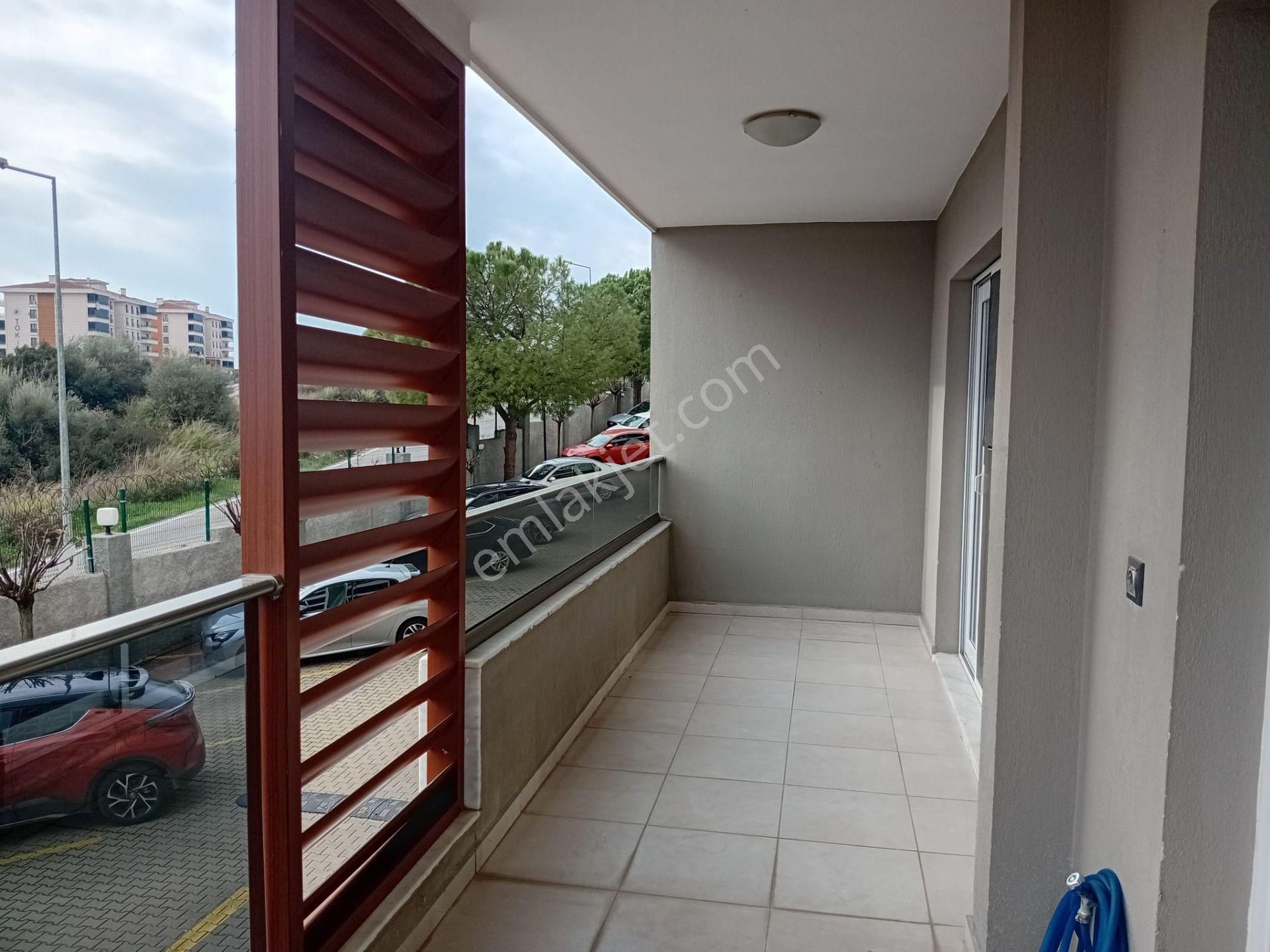 Turpa Lotustan Triyanda Sitesinde 3+1 Kiralık Daire - Görsel 21