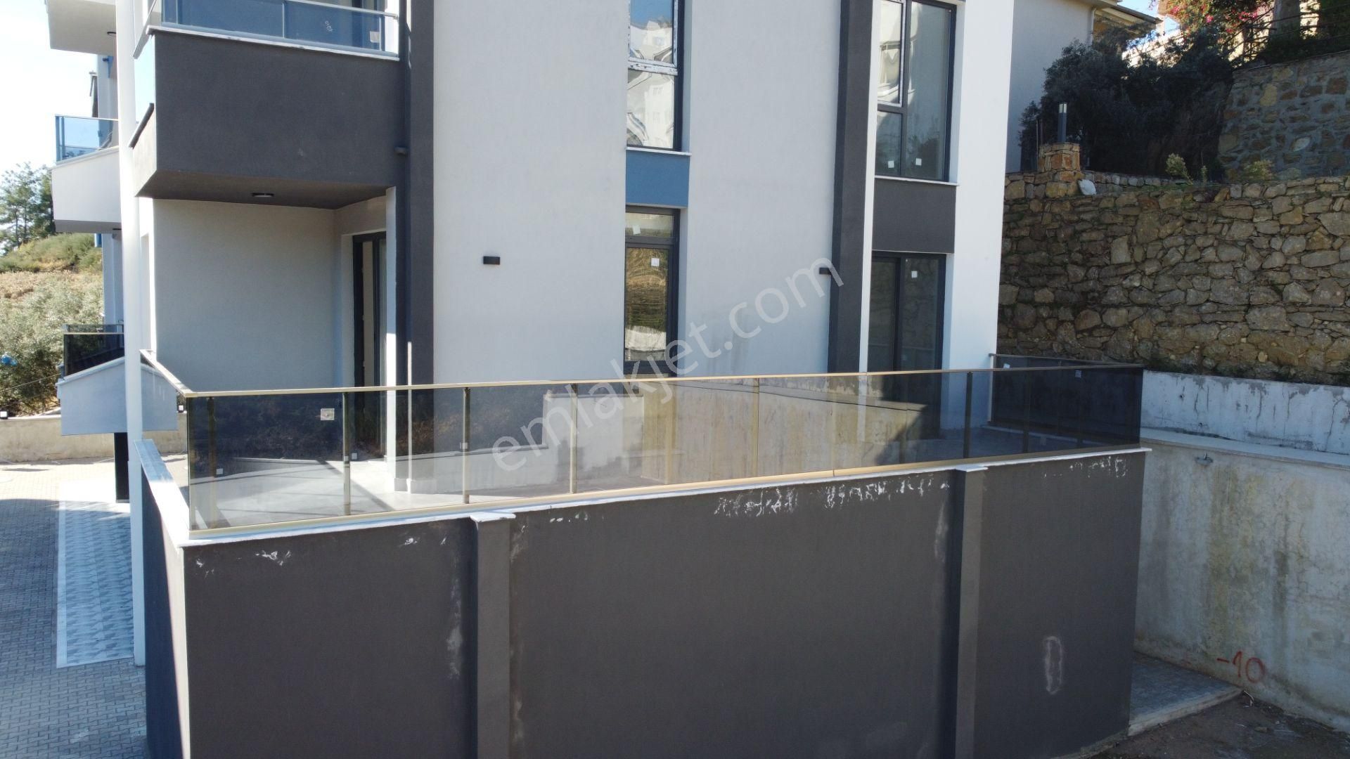 Alanya / Avsallarda Geniş Teraslı 2+1 Satılık Daire - Görsel 33