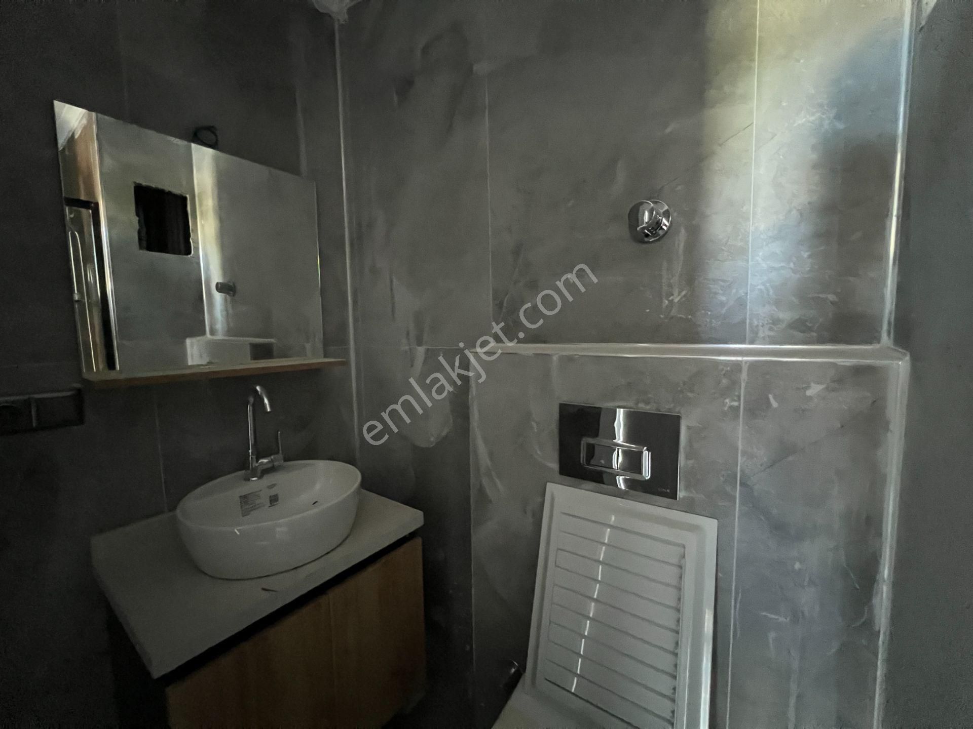 Alanya / Avsallarda Geniş Teraslı 2+1 Satılık Daire - Görsel 14