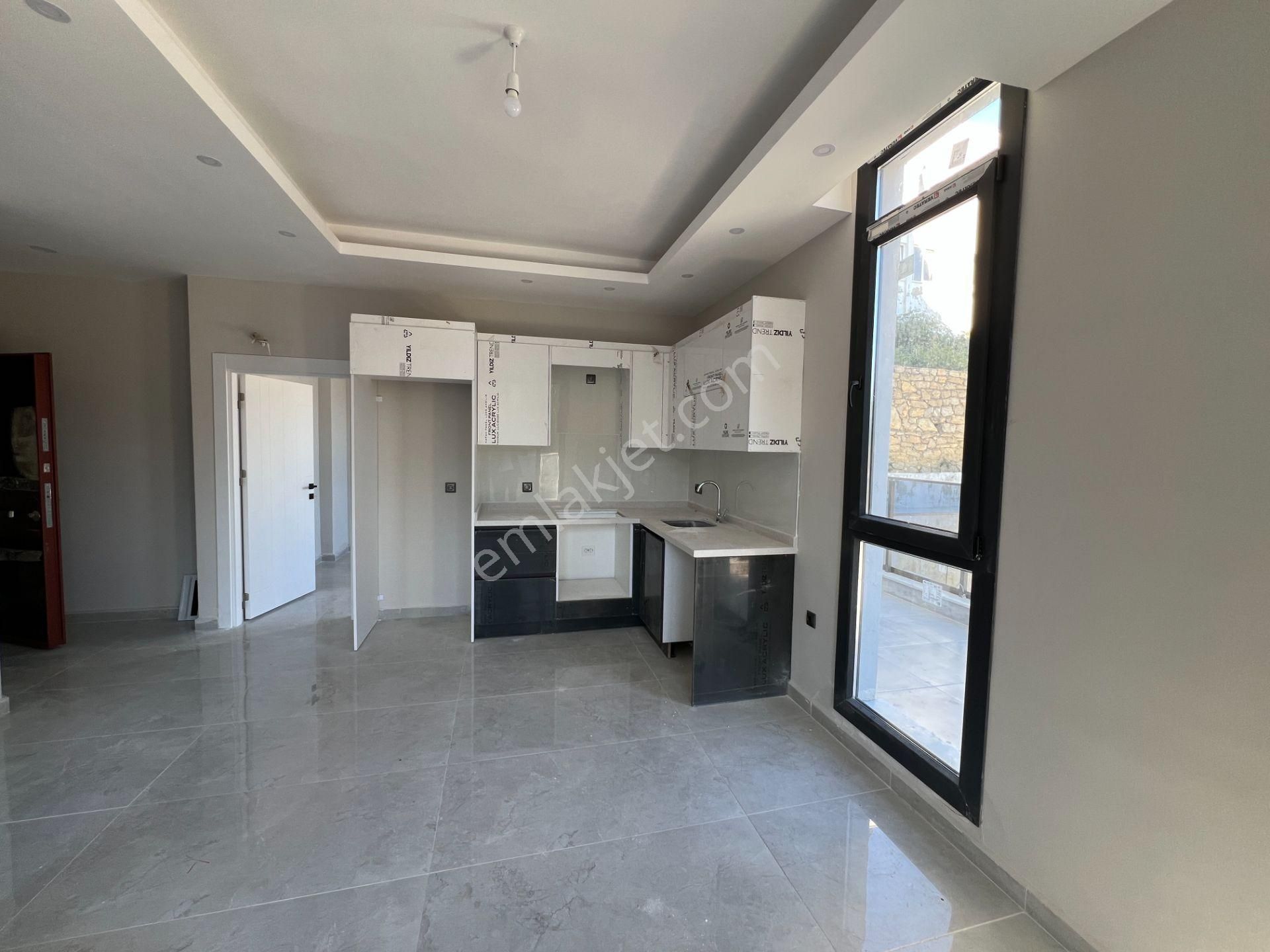 Alanya / Avsallarda Geniş Teraslı 2+1 Satılık Daire - Görsel 7