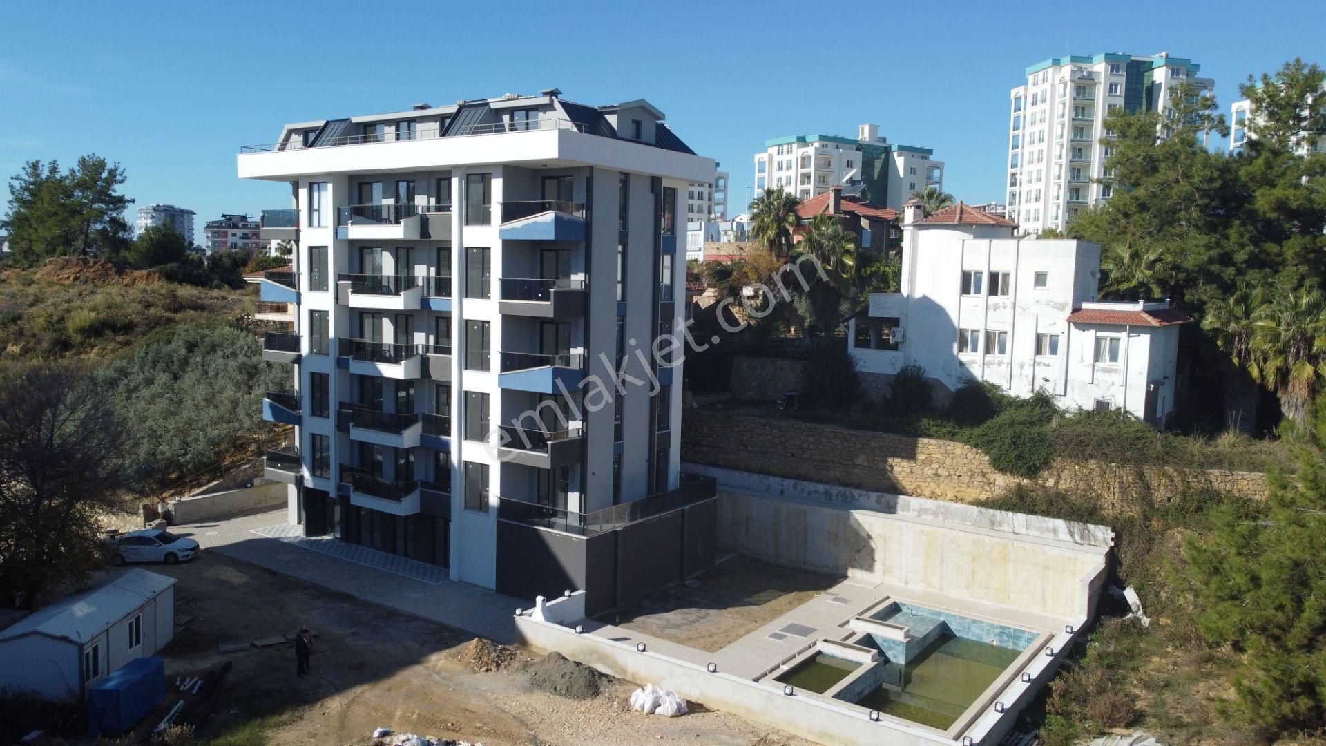 Alanya / Avsallarda Geniş Teraslı 2+1 Satılık Daire - Görsel 24